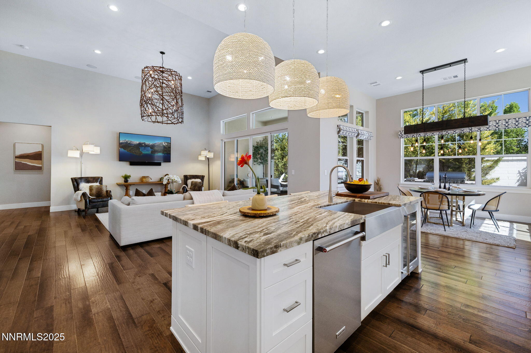 30-web-or-mls-709 W Pleasant Oak Trl-20