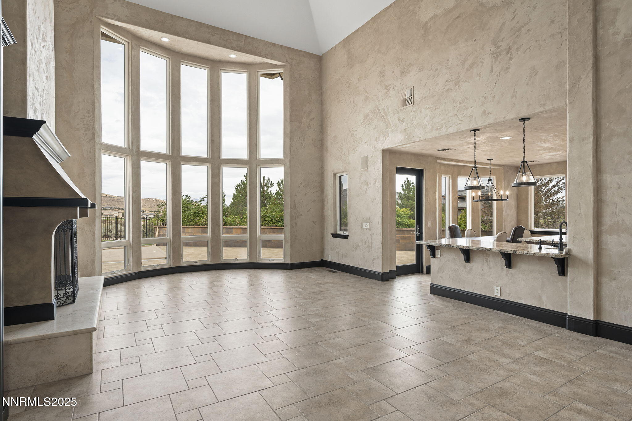 8-web-or-mls-_DSC4840