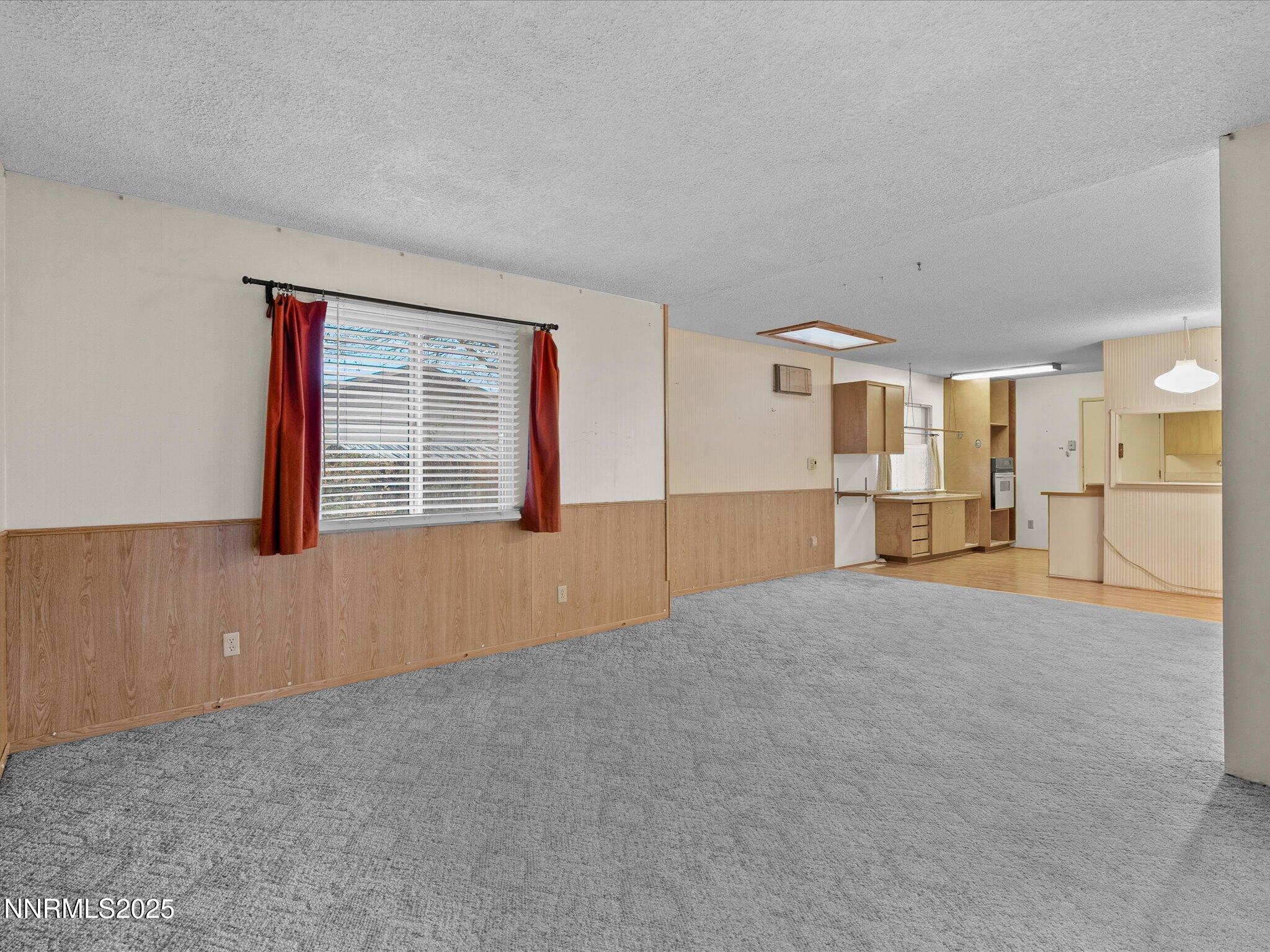 24-7665 Yorkshire Dr-123