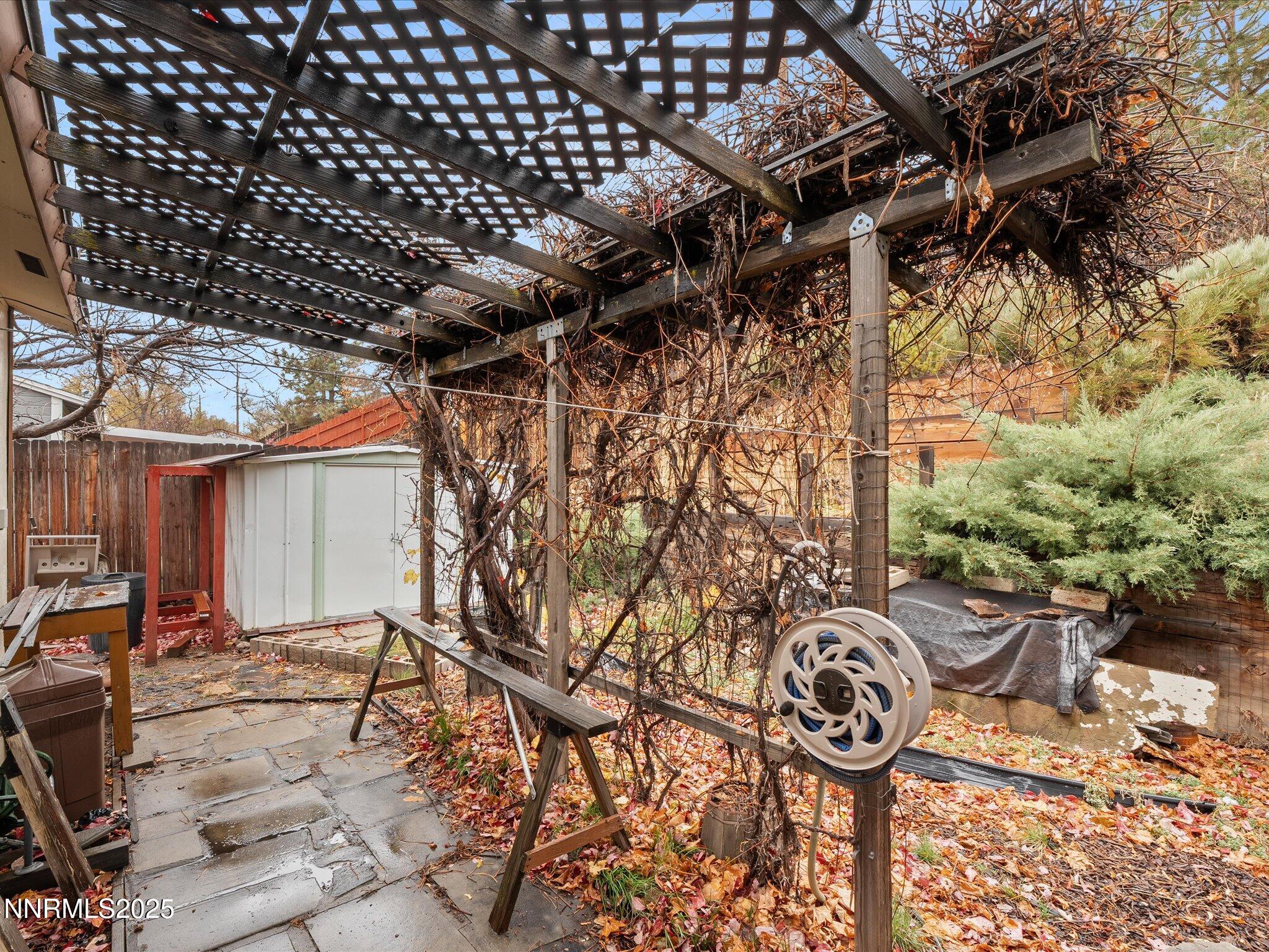 32-7665 Yorkshire Dr-131