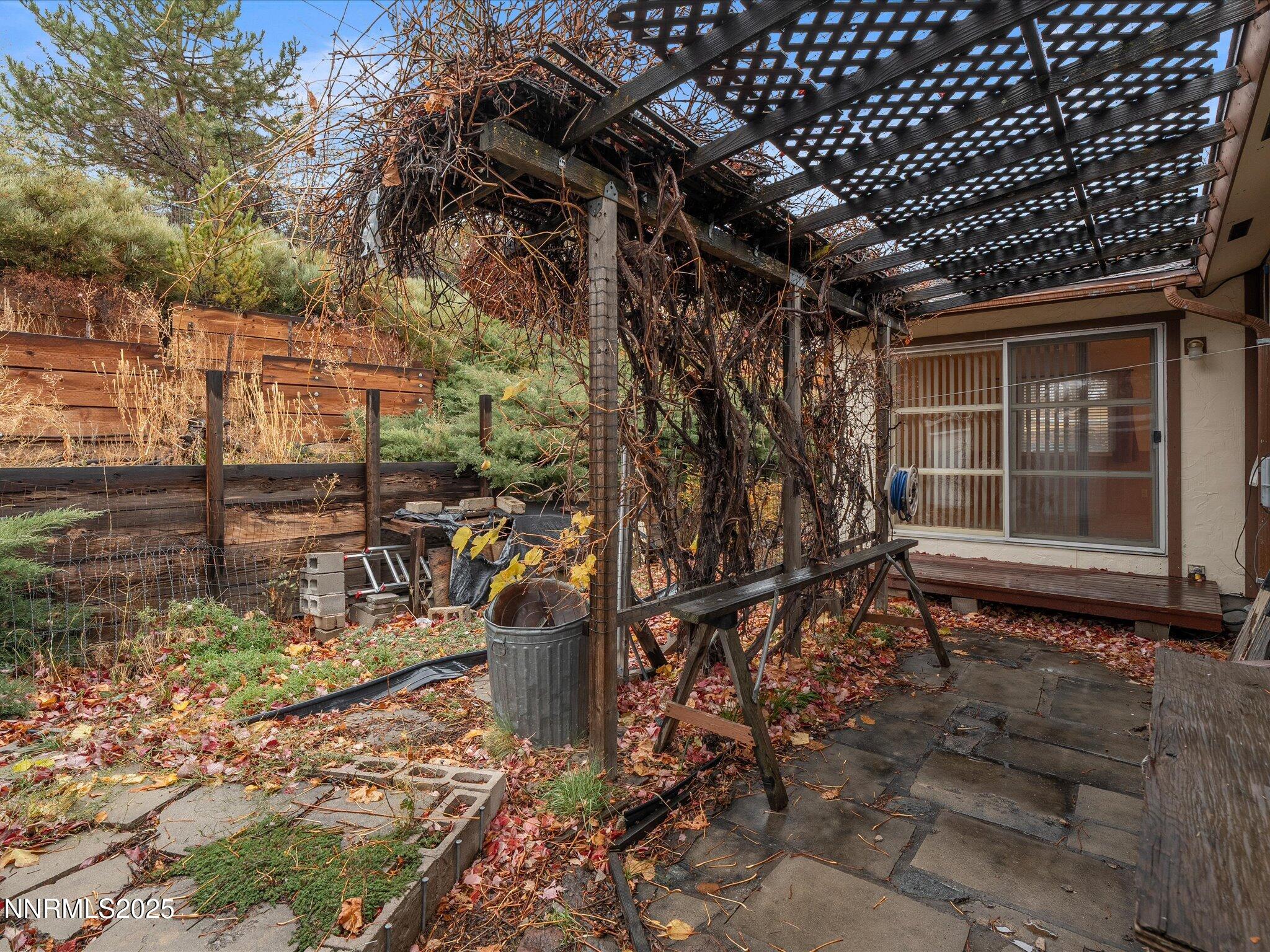 33-7665 Yorkshire Dr-132