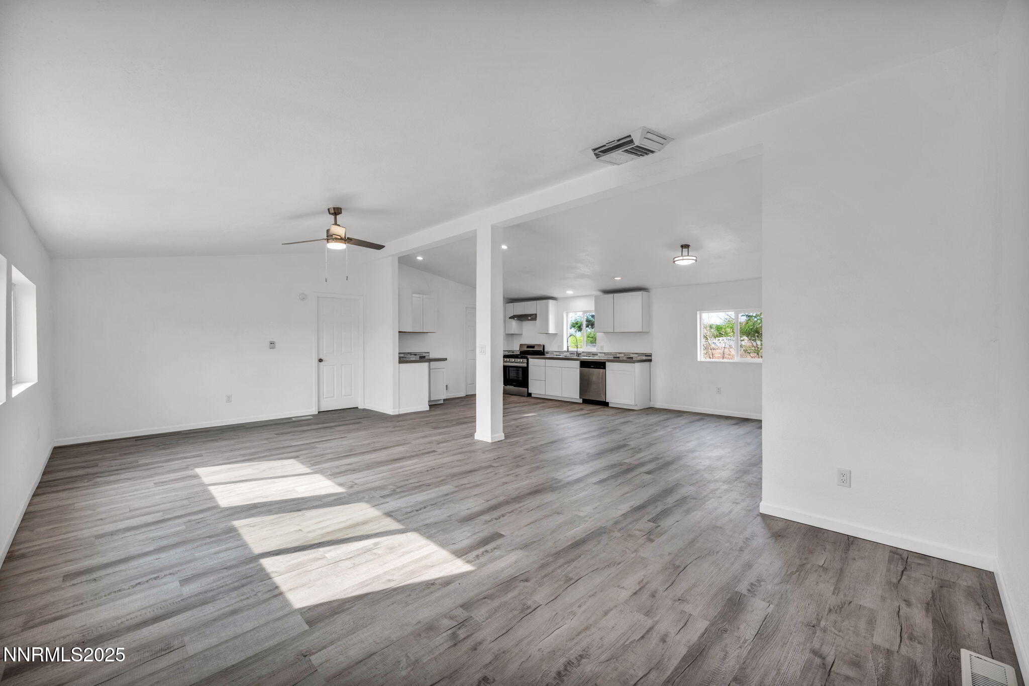 Stagecoach, Nevada 89429, United States, 3 Bedrooms Bedrooms, ,2 BathroomsBathrooms,Residential,Active,200075