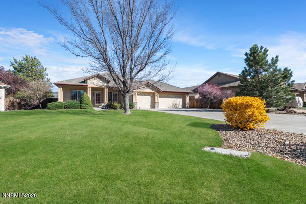 Photo of 290 Stonewall Court, Reno, NV 89511 (MLS # 260003556)