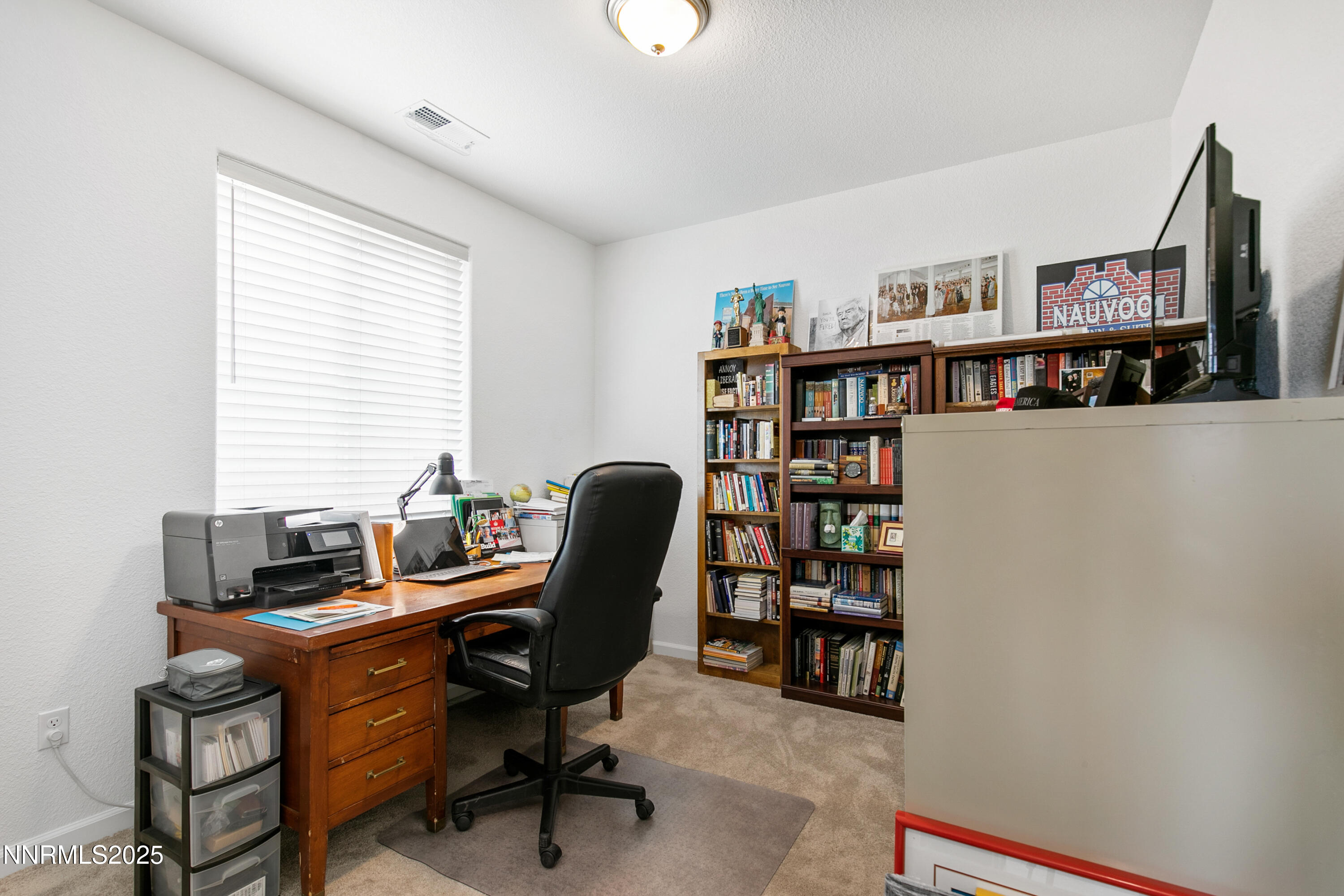 22-3274 Eleanor Wy-31