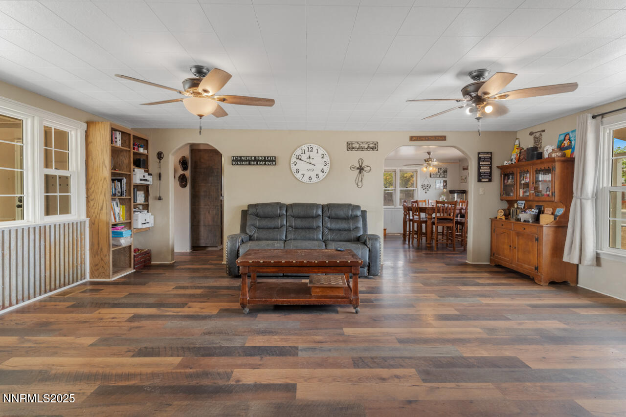 270 Elm St (6 of 30)