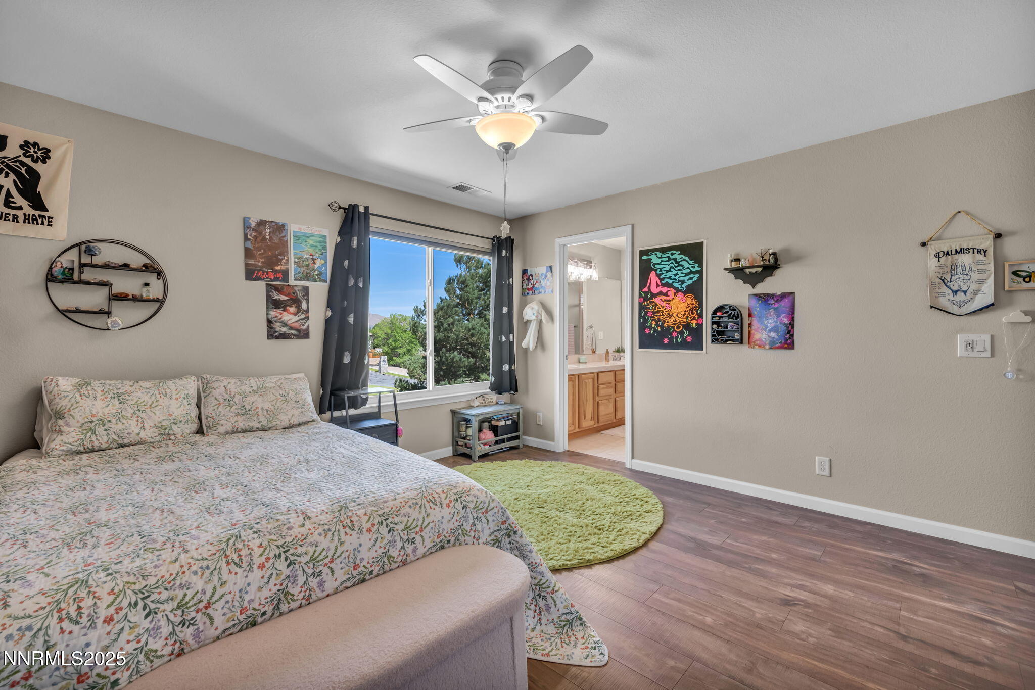 Sparks, Nevada 89436, United States, 5 Bedrooms Bedrooms, ,4 BathroomsBathrooms,Residential,Active,156380