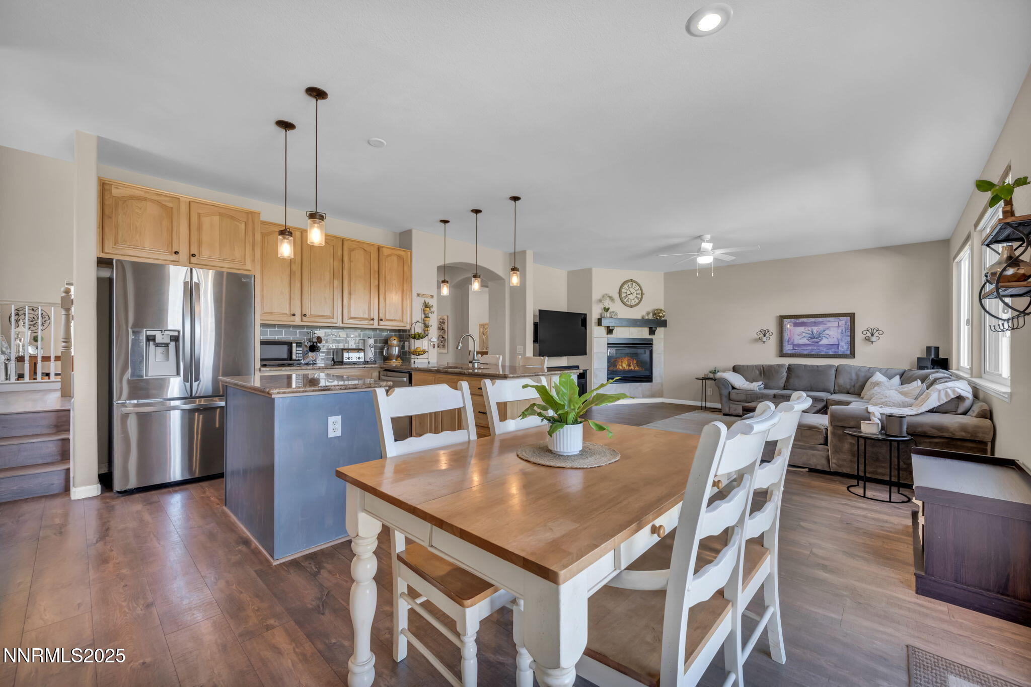 Sparks, Nevada 89436, United States, 5 Bedrooms Bedrooms, ,4 BathroomsBathrooms,Residential,Active,156380