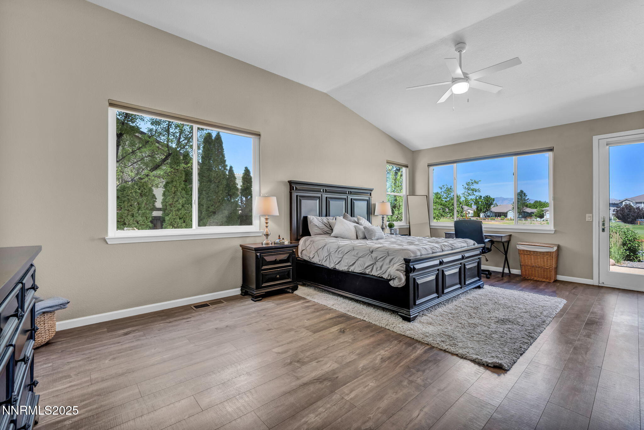 Sparks, Nevada 89436, United States, 5 Bedrooms Bedrooms, ,4 BathroomsBathrooms,Residential,Active,156380