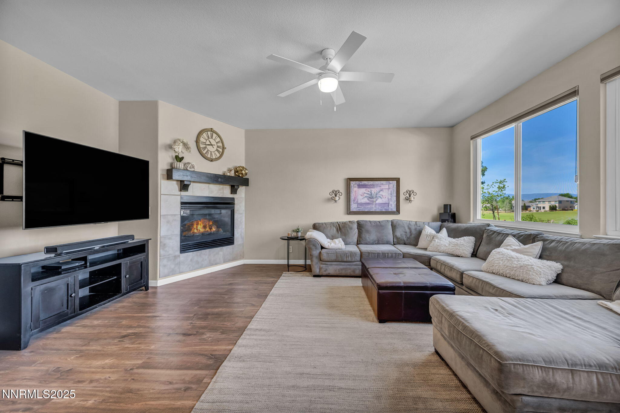 Sparks, Nevada 89436, United States, 5 Bedrooms Bedrooms, ,4 BathroomsBathrooms,Residential,Active,156380