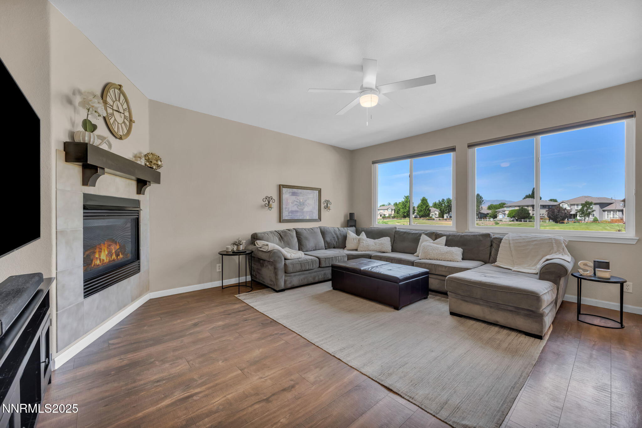 Sparks, Nevada 89436, United States, 5 Bedrooms Bedrooms, ,4 BathroomsBathrooms,Residential,Active,156380