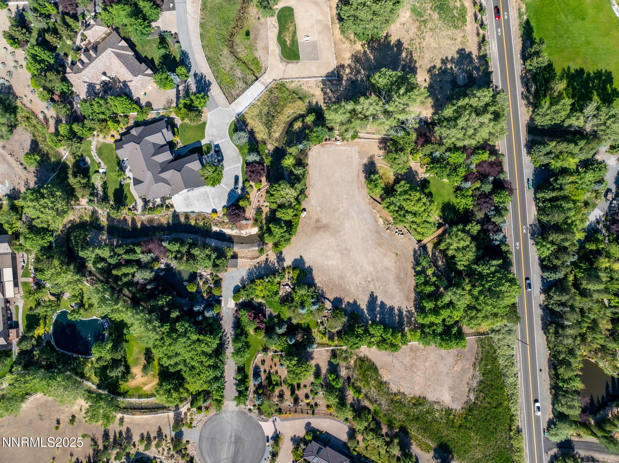 17-web-or-mls-2680 Olive Pl Drone