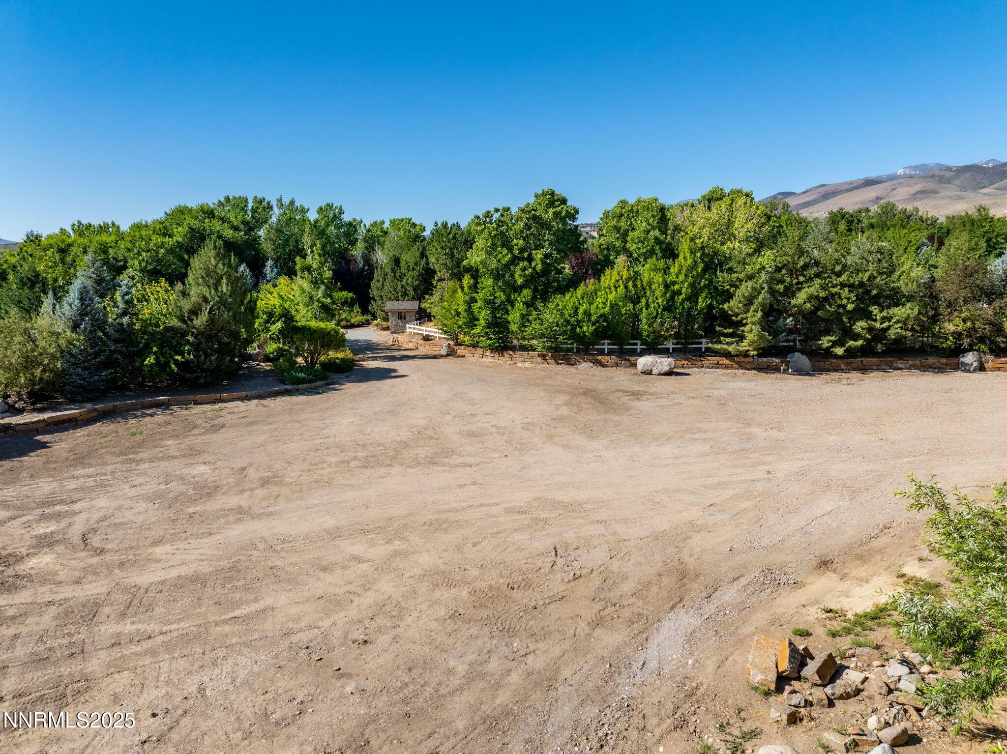12-web-or-mls-2680 Olive Pl Drone-14