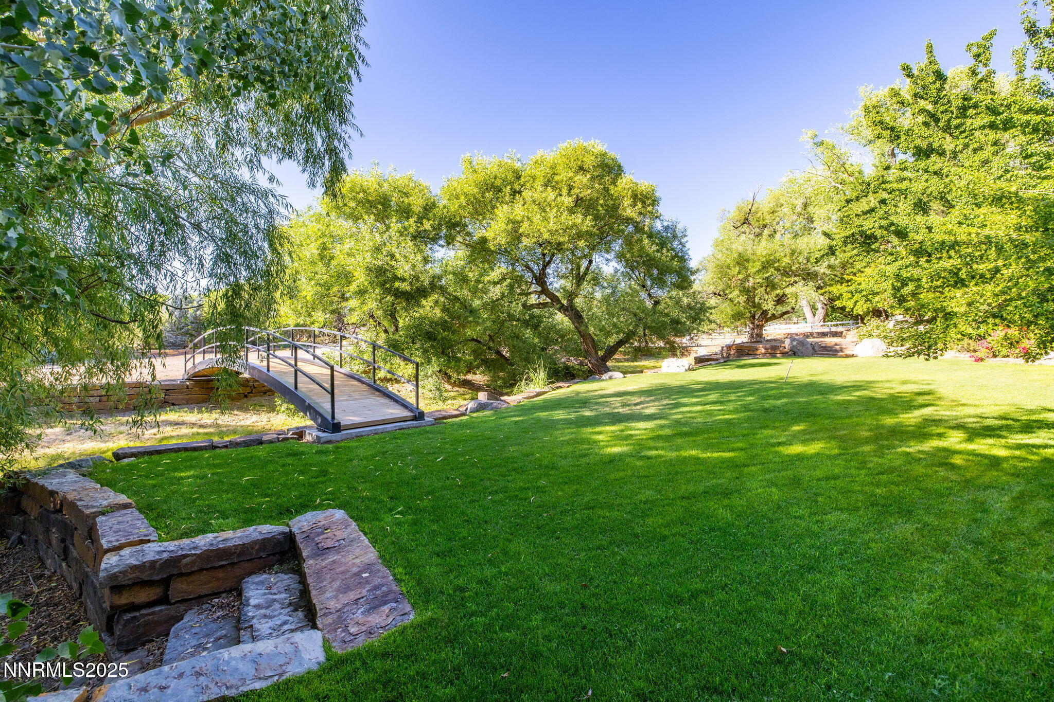 35-web-or-mls-2680 Olive Pl-19