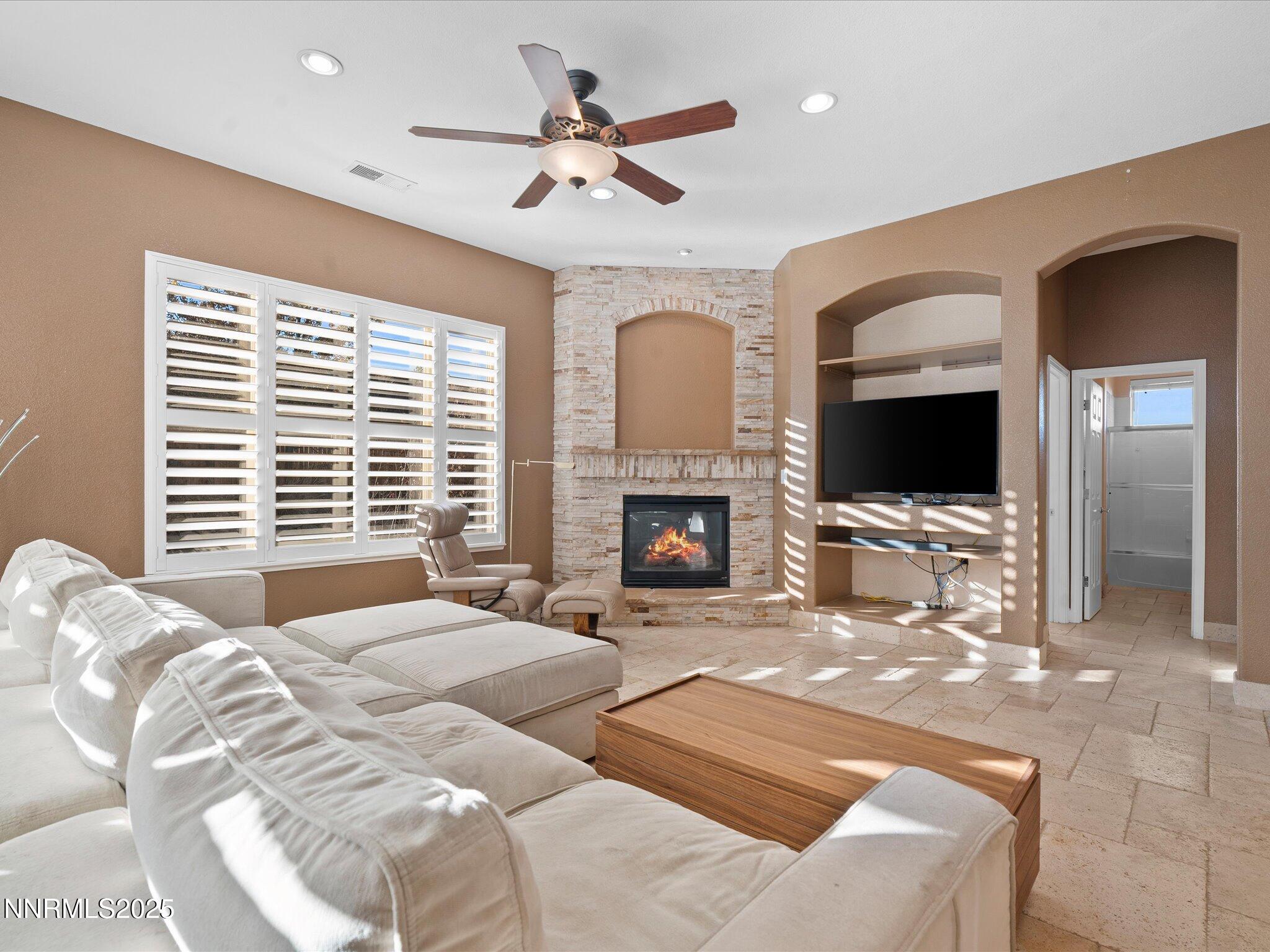 12-5519 New Mexico Ct-111