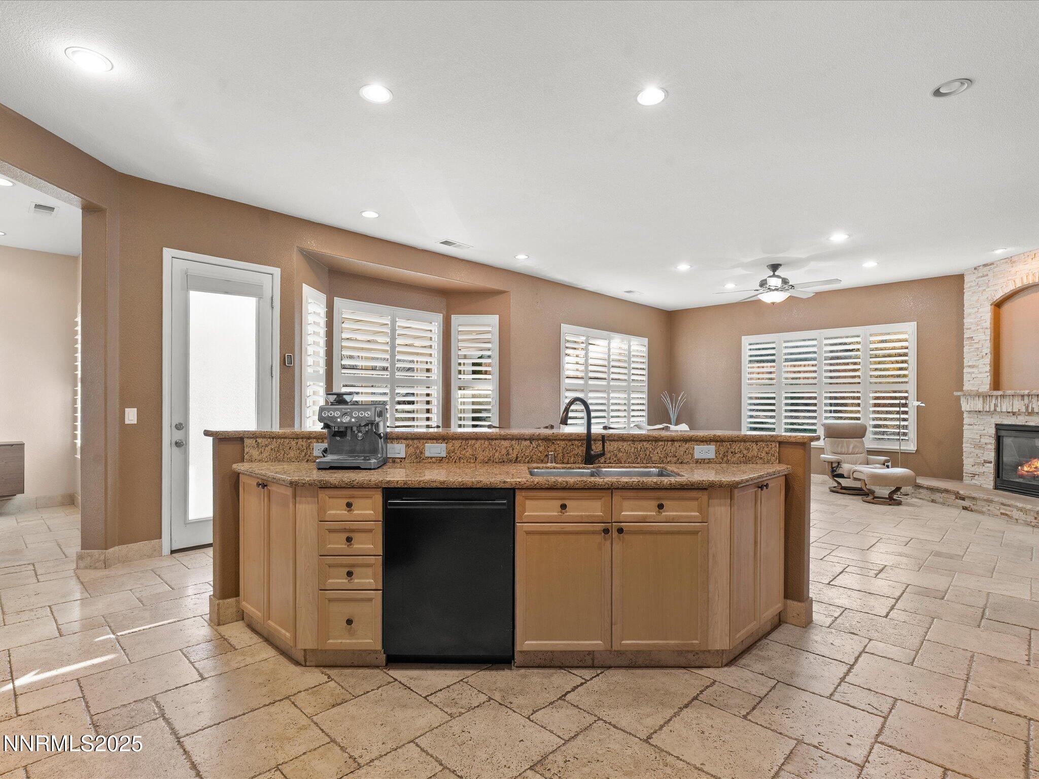 21-5519 New Mexico Ct-120