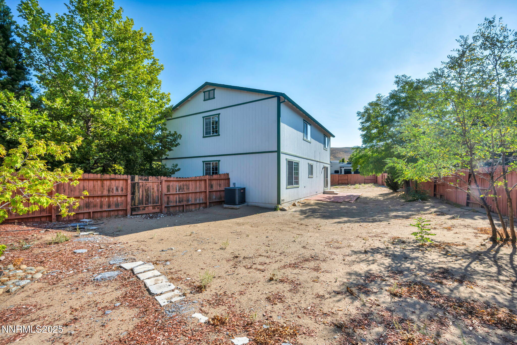 10-web-or-mls-115-calistoga-ct