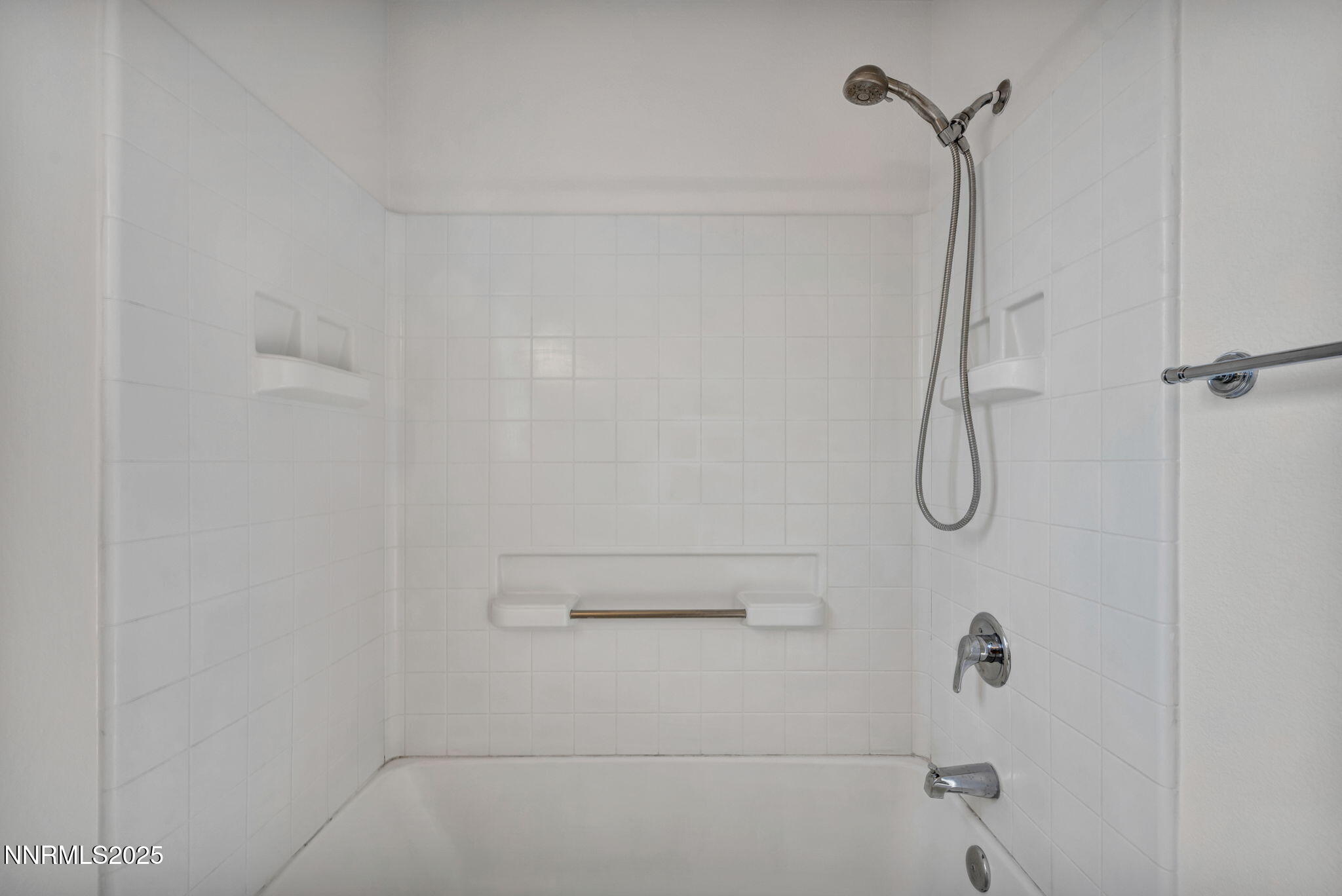 53-web-or-mls-115-calistoga-ct