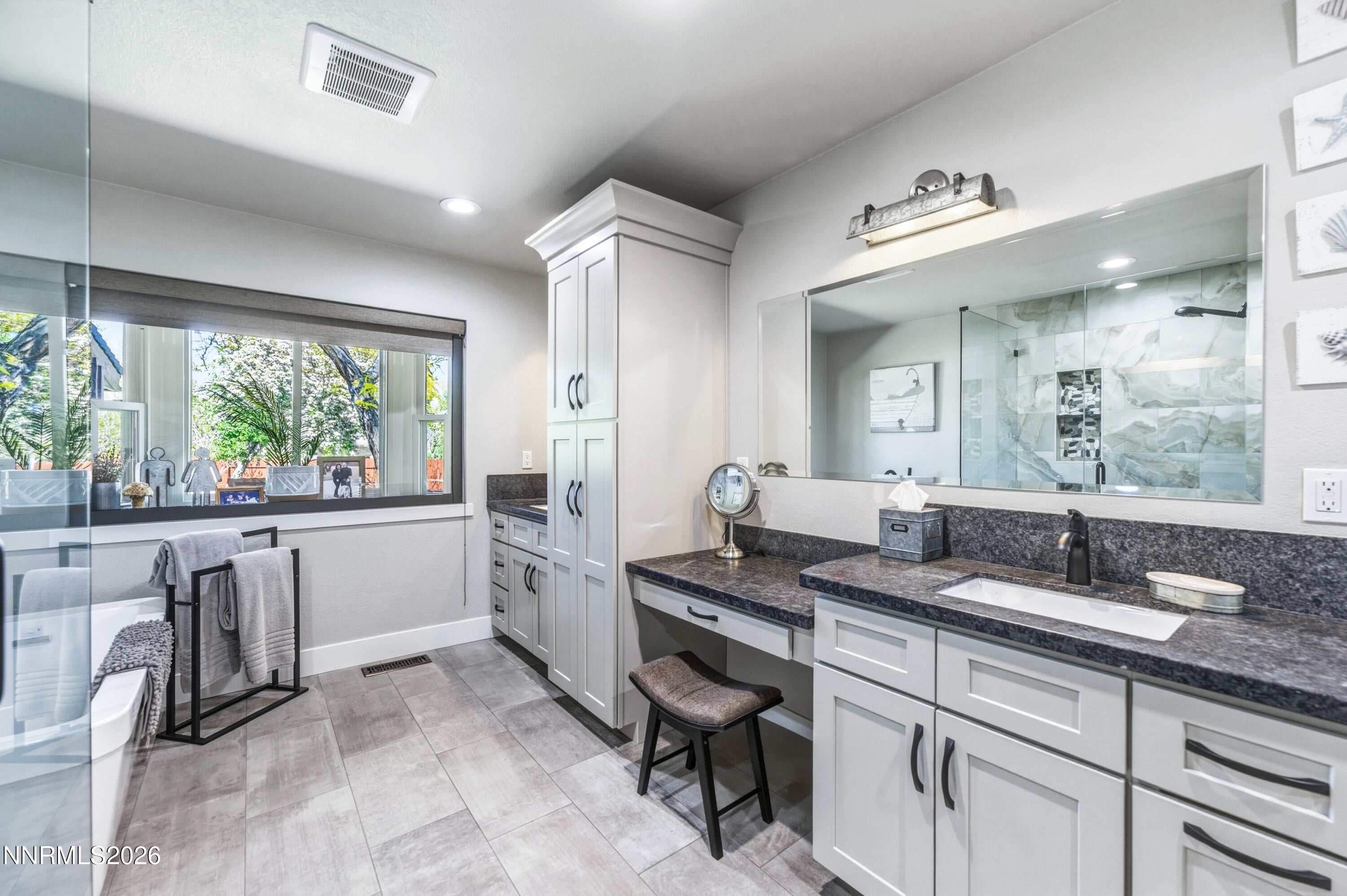Reno, Nevada, 89519, United States, 4 Bedrooms Bedrooms, ,3 BathroomsBathrooms,Residential,Active,2041358