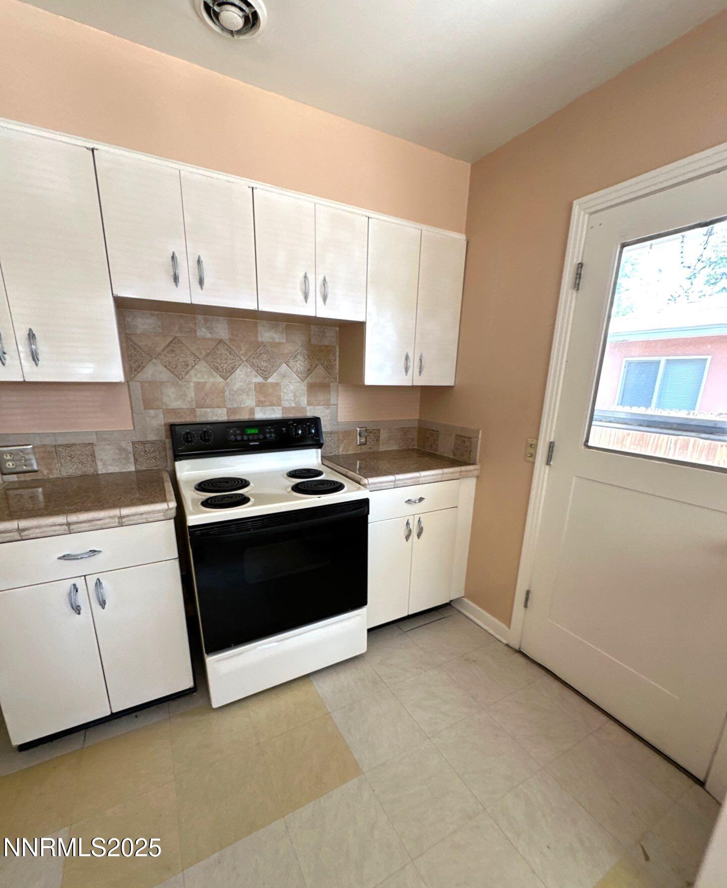 down-net_http20250915-83-49i51w