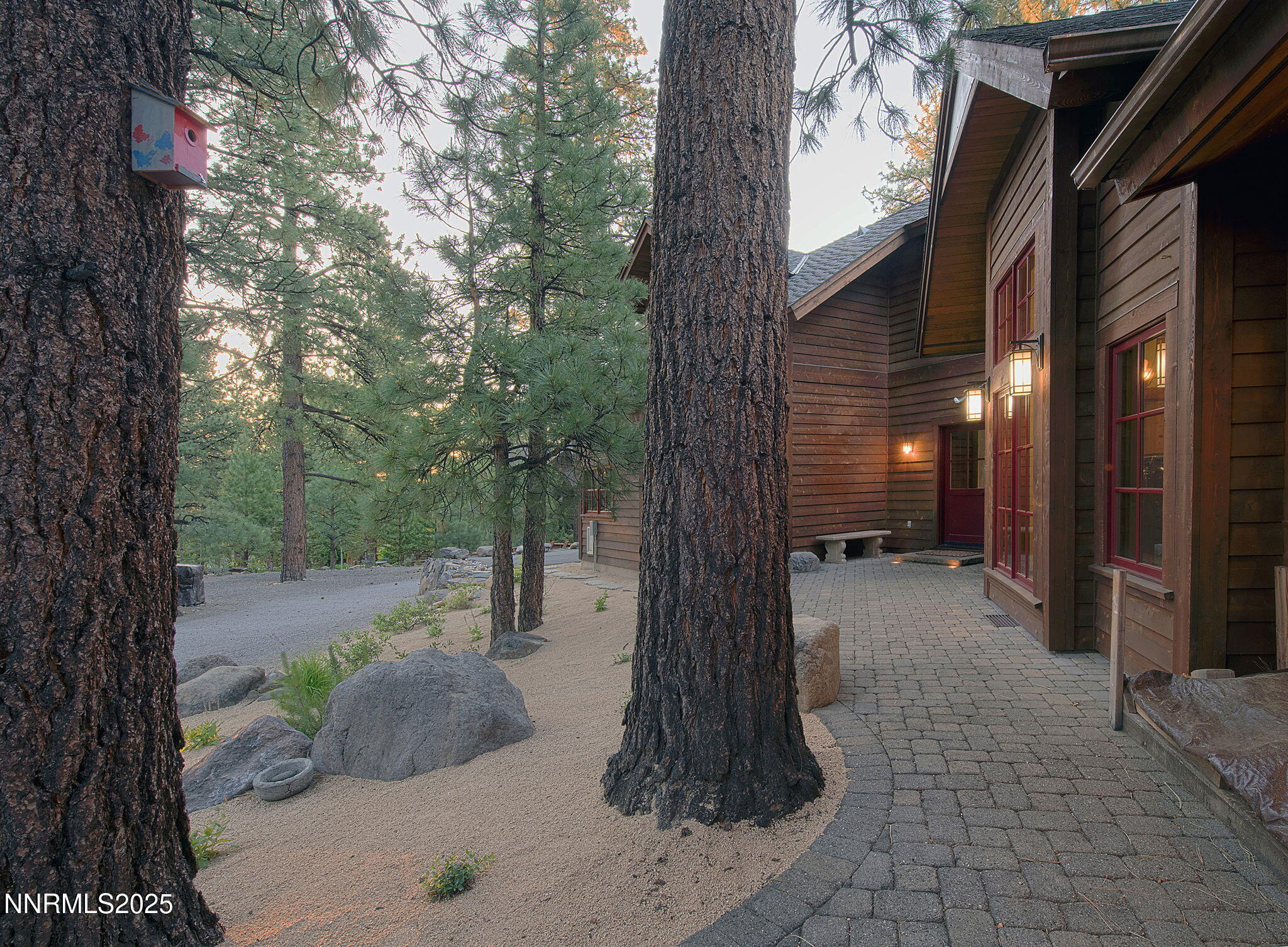 59-web-or-mls-Backyard 1