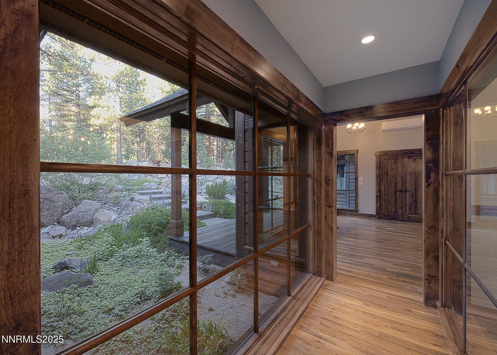 87-web-or-mls-Glass Hallway 2