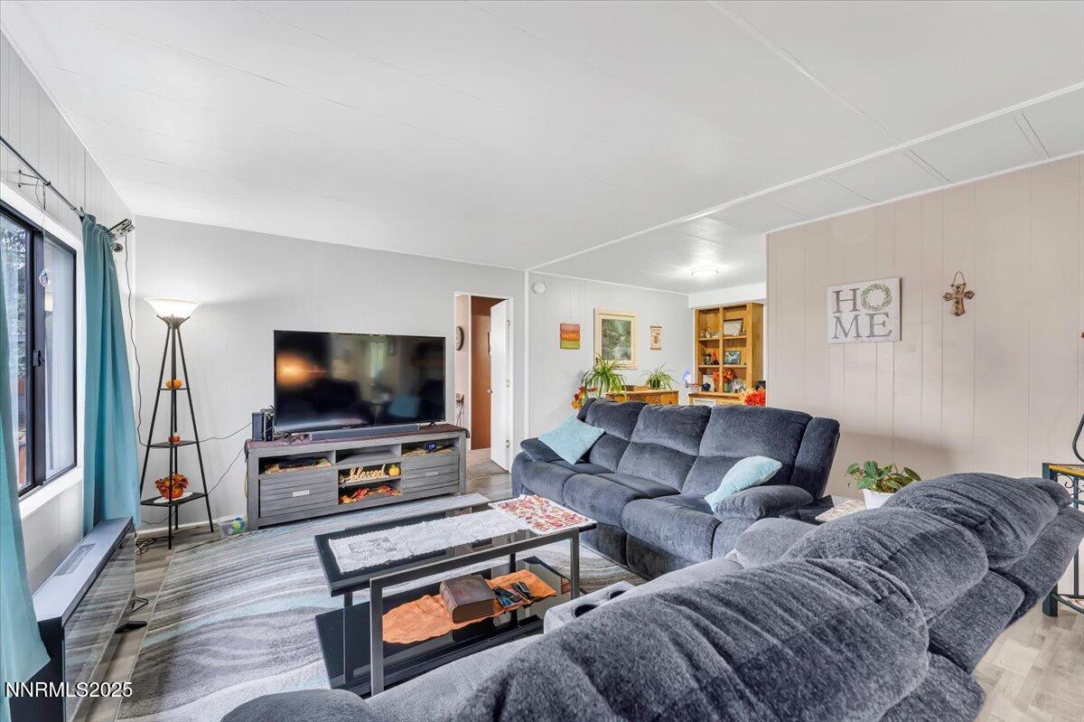 17-485 Capricorn Cir Reno NV 89521 (17 o