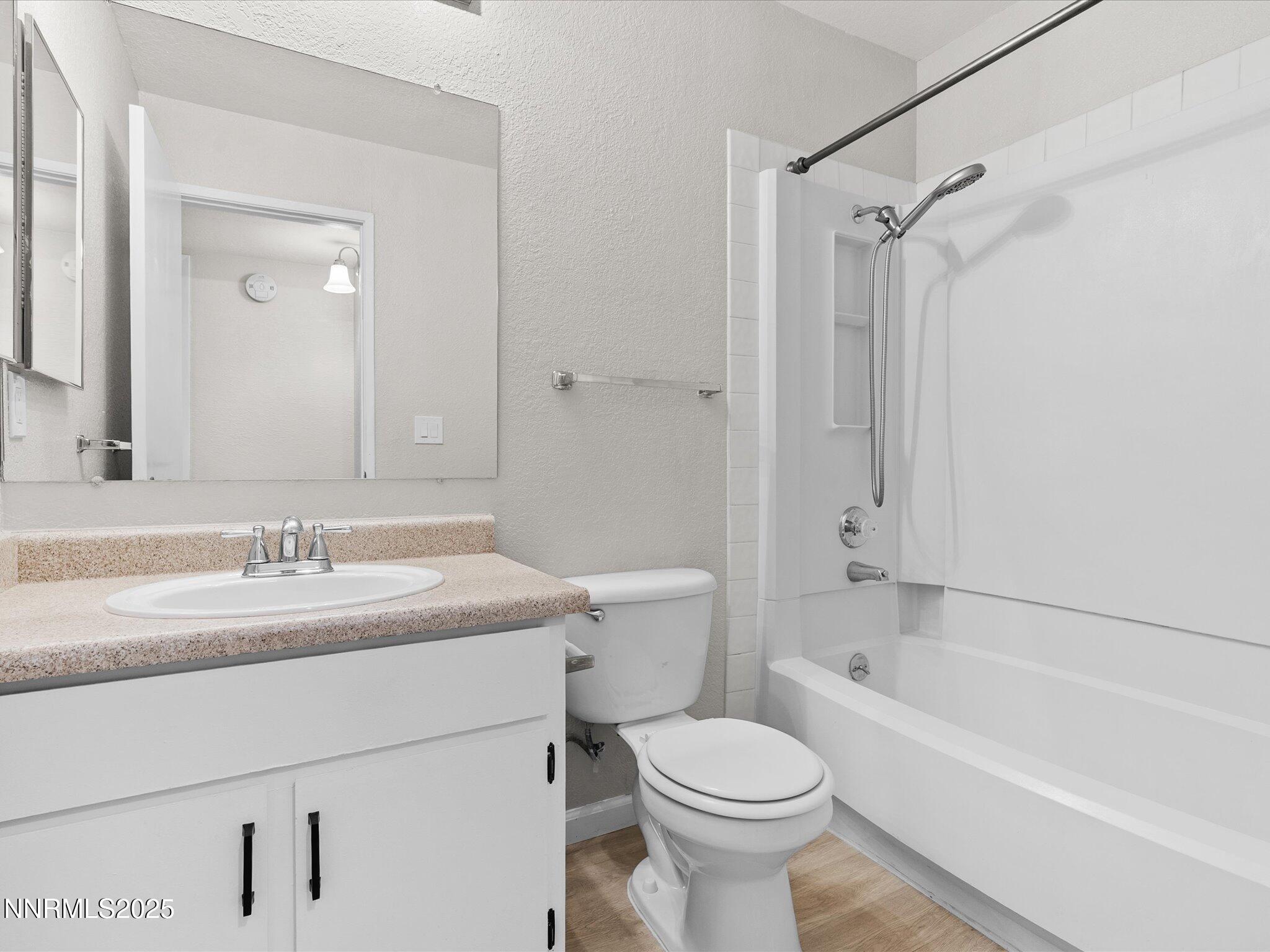 22-7680 Bluestone Dr-123