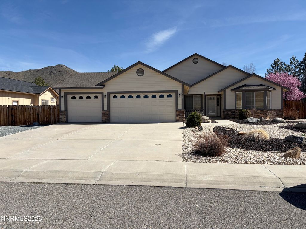 Photo of 2979 Del Rio Lane, Minden, NV 89423 (MLS # 260003071)
