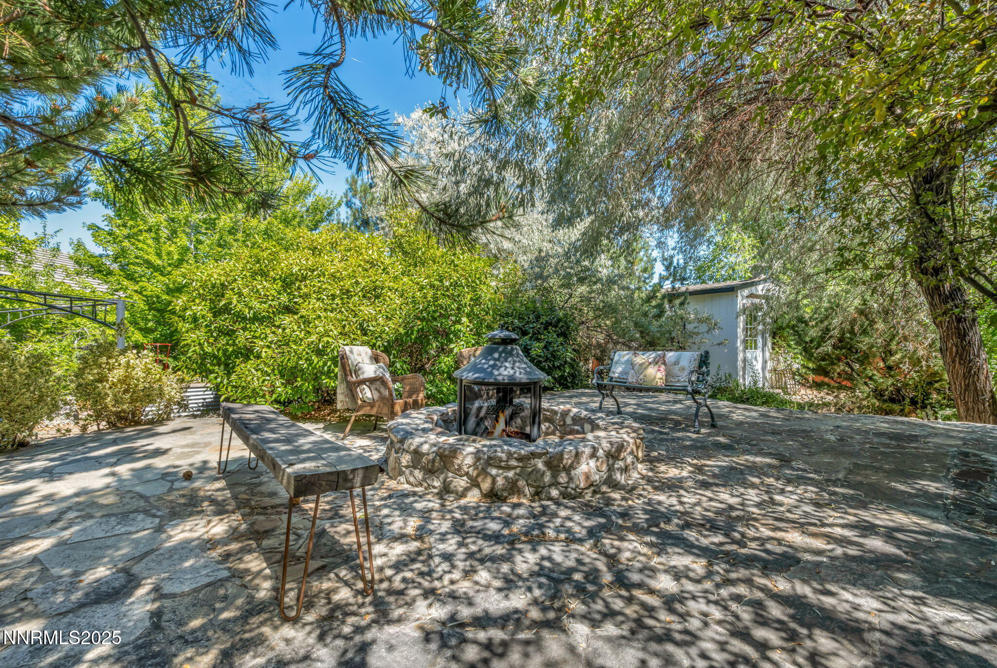 28-web-or-mls-14310-mt-snow-dr