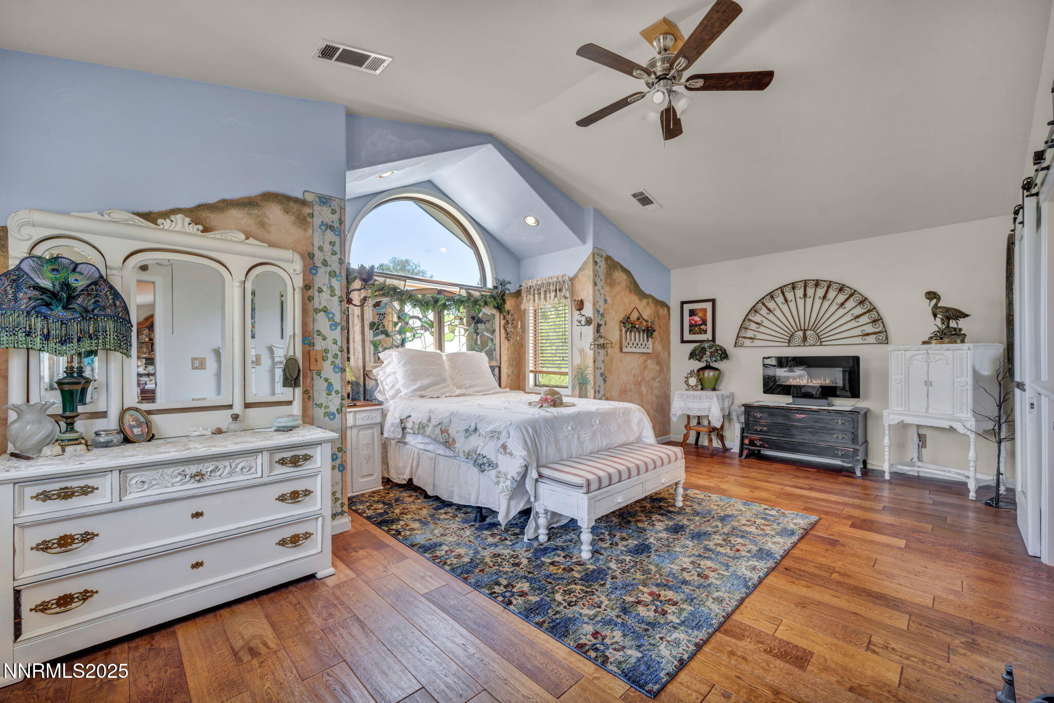 101-web-or-mls-14310-mt-snow-dr