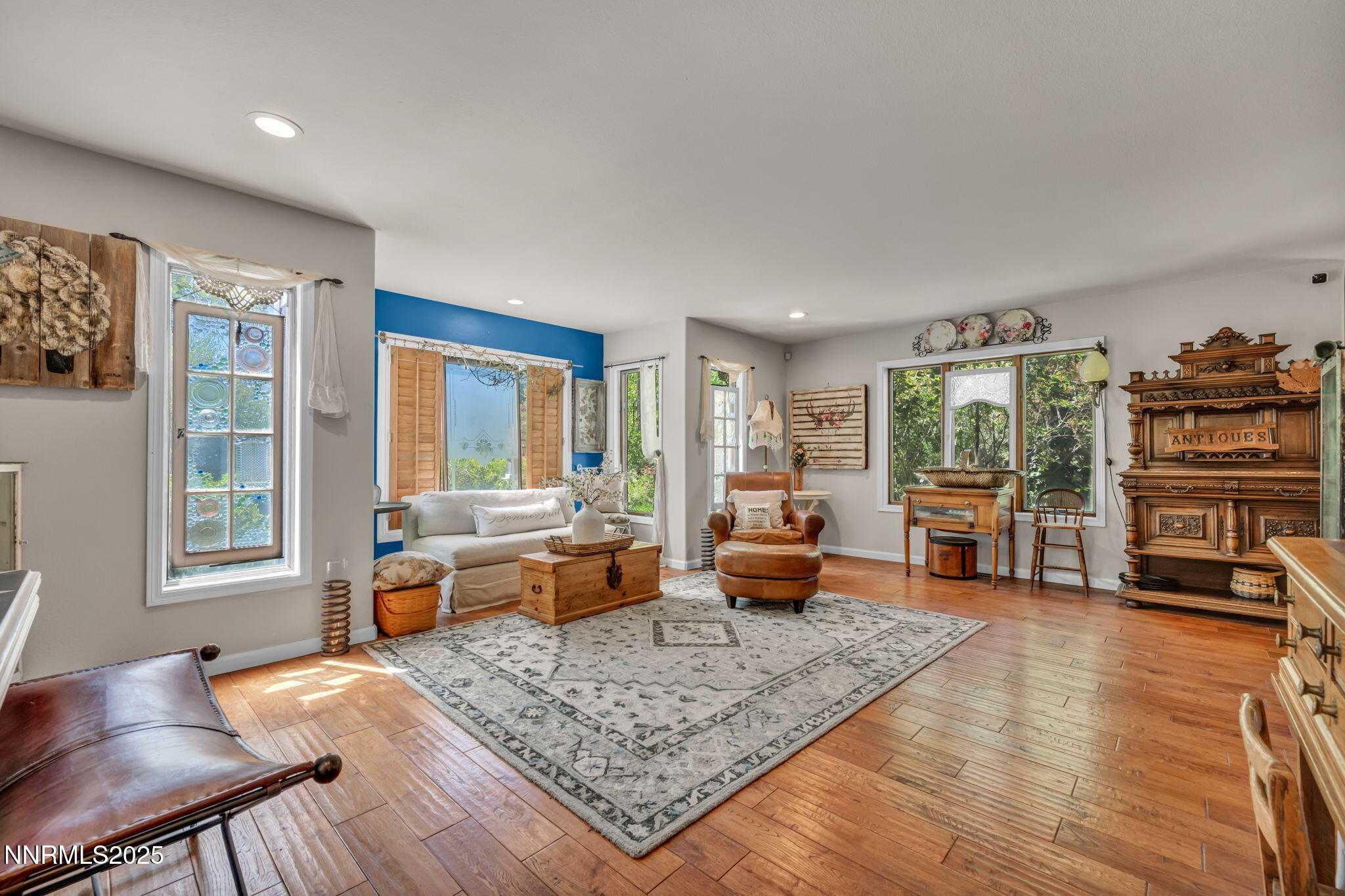 84-web-or-mls-14310-mt-snow-dr