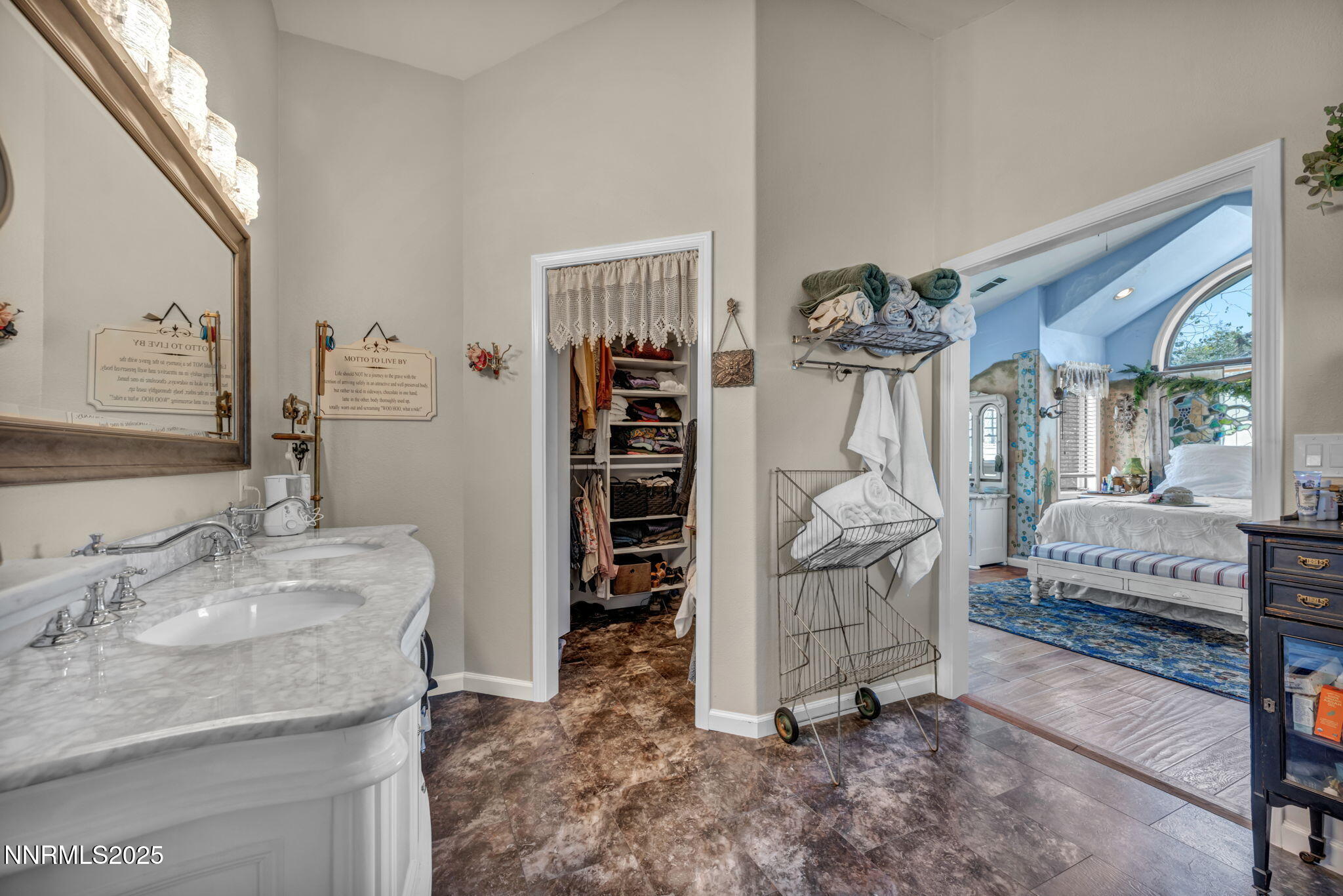 109-web-or-mls-14310-mt-snow-dr