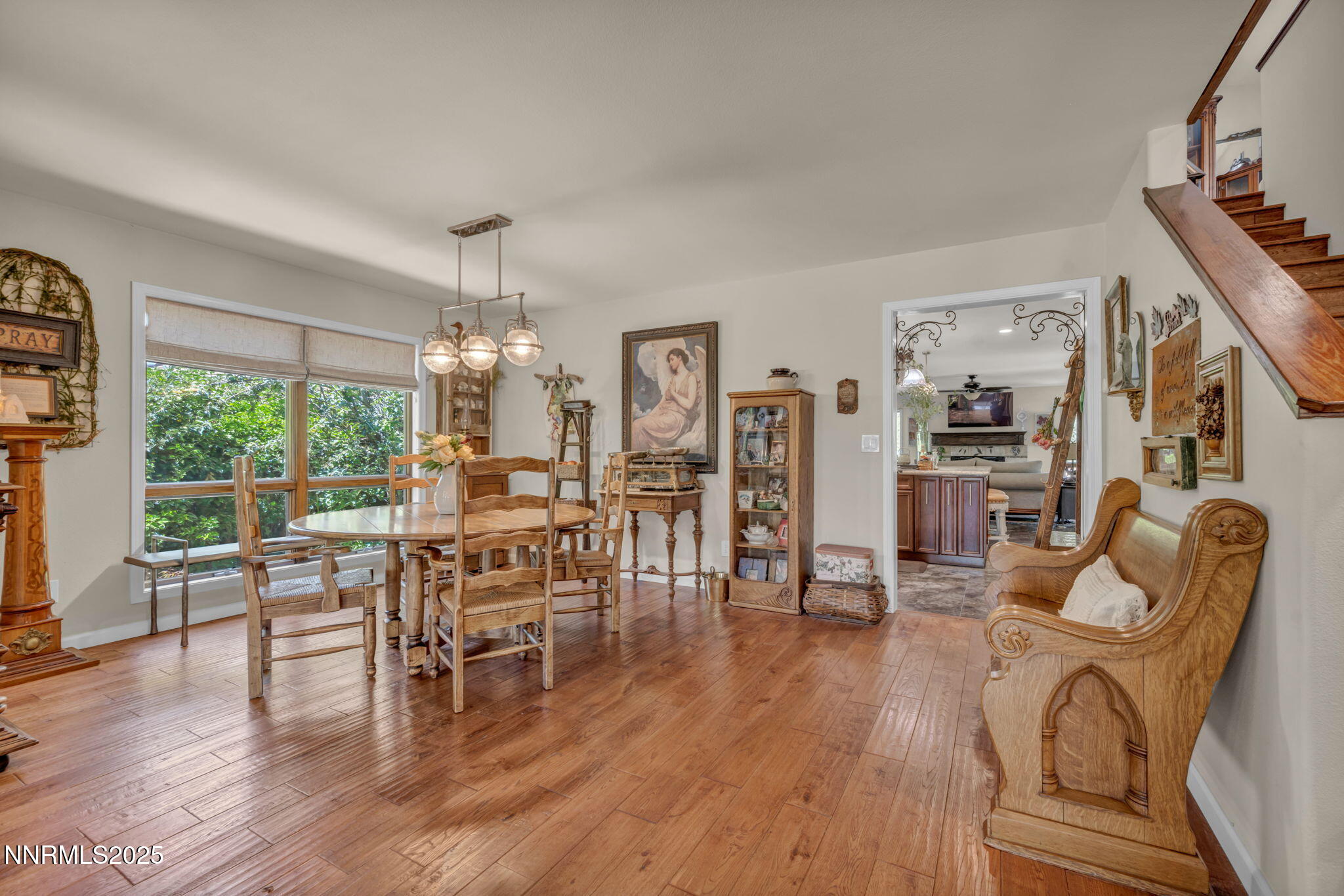 88-web-or-mls-14310-mt-snow-dr