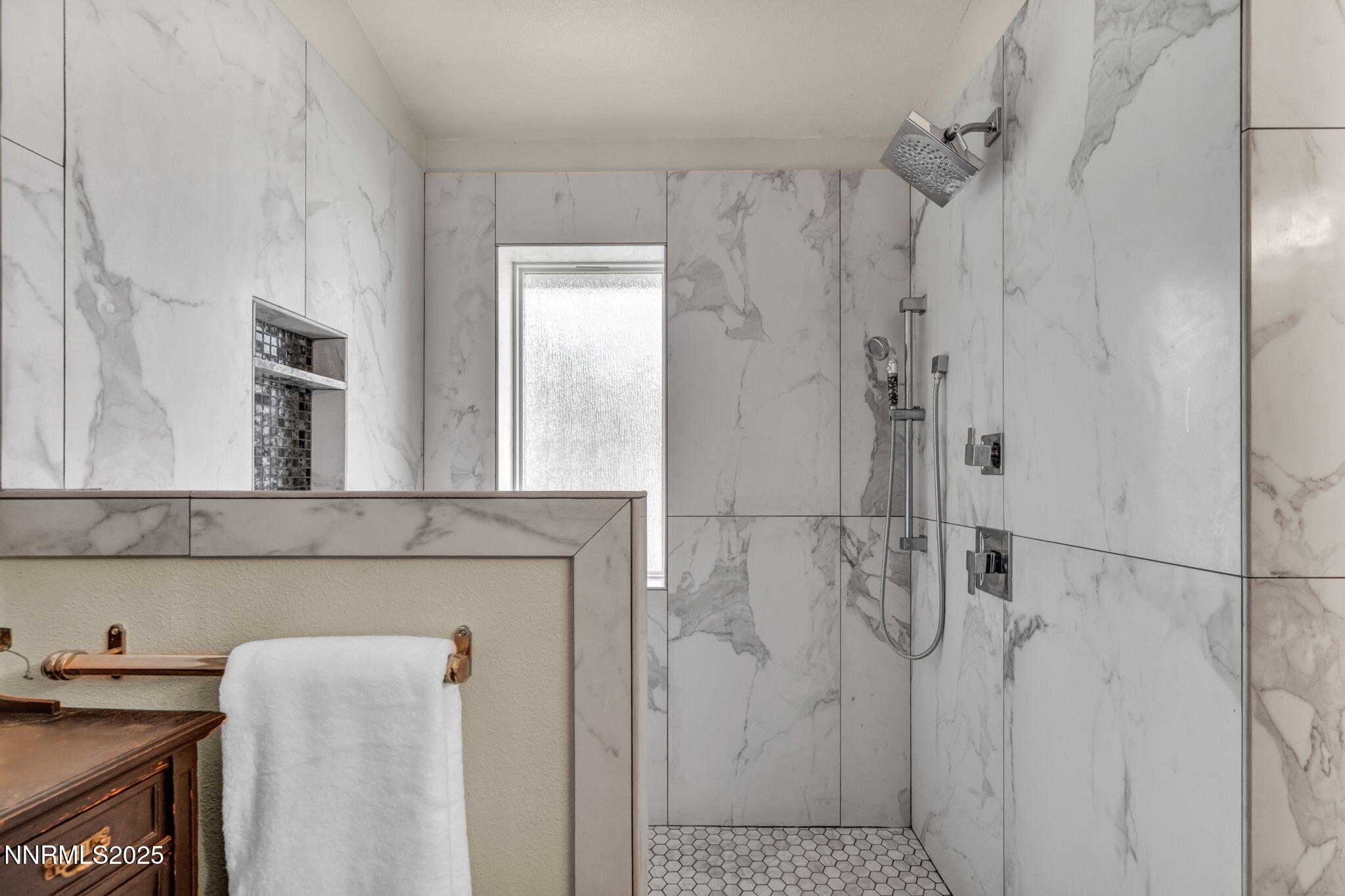 108-web-or-mls-14310-mt-snow-dr