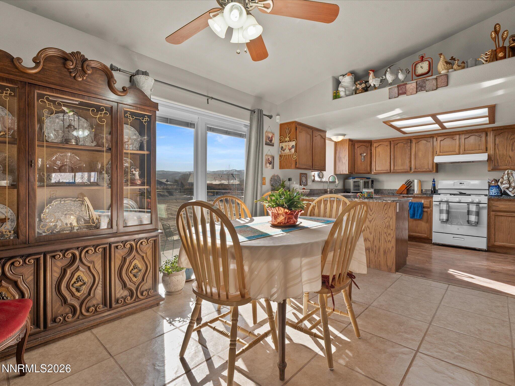 11-900 Madison Creek Dr-110