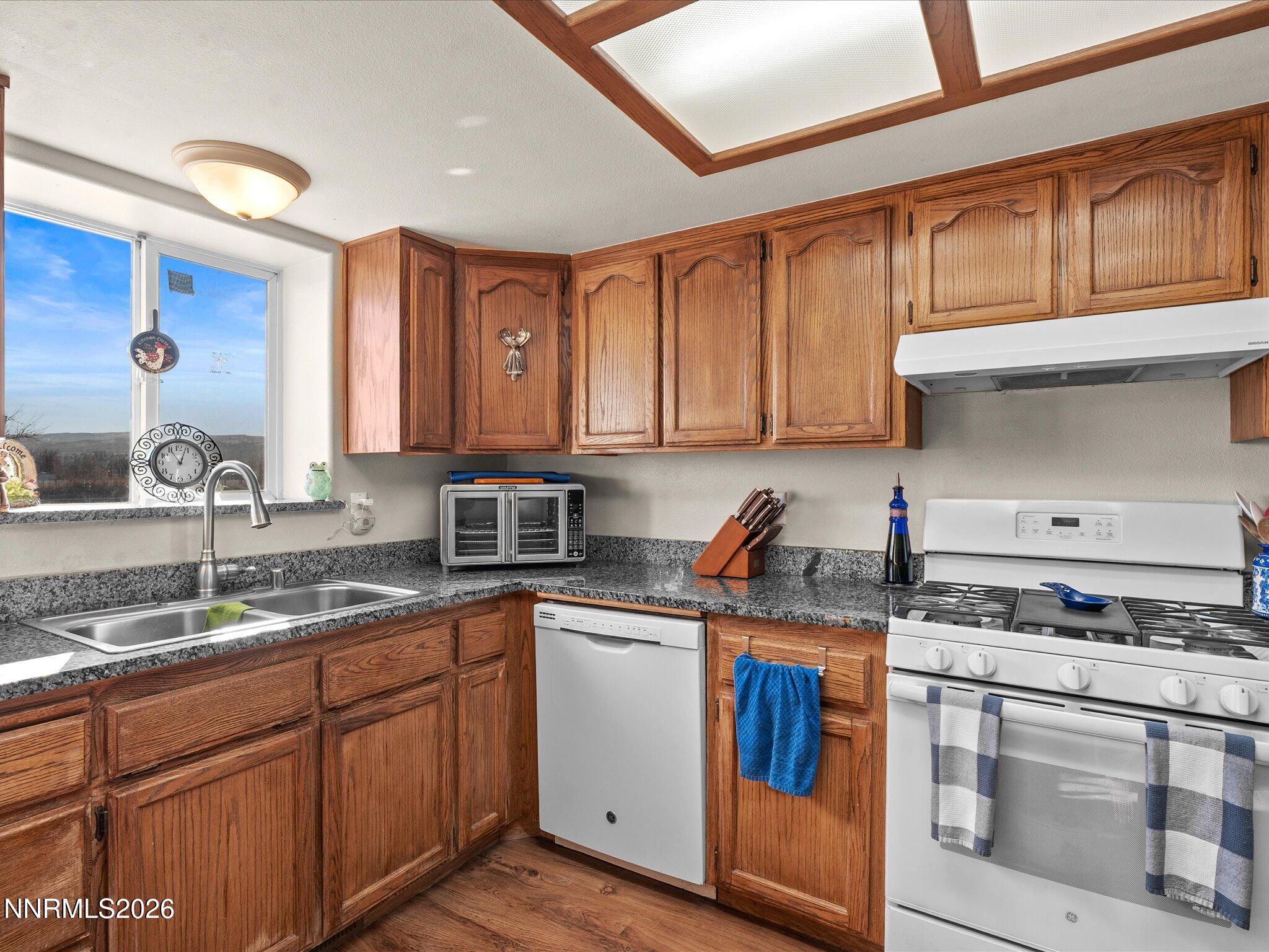 19-900 Madison Creek Dr-118