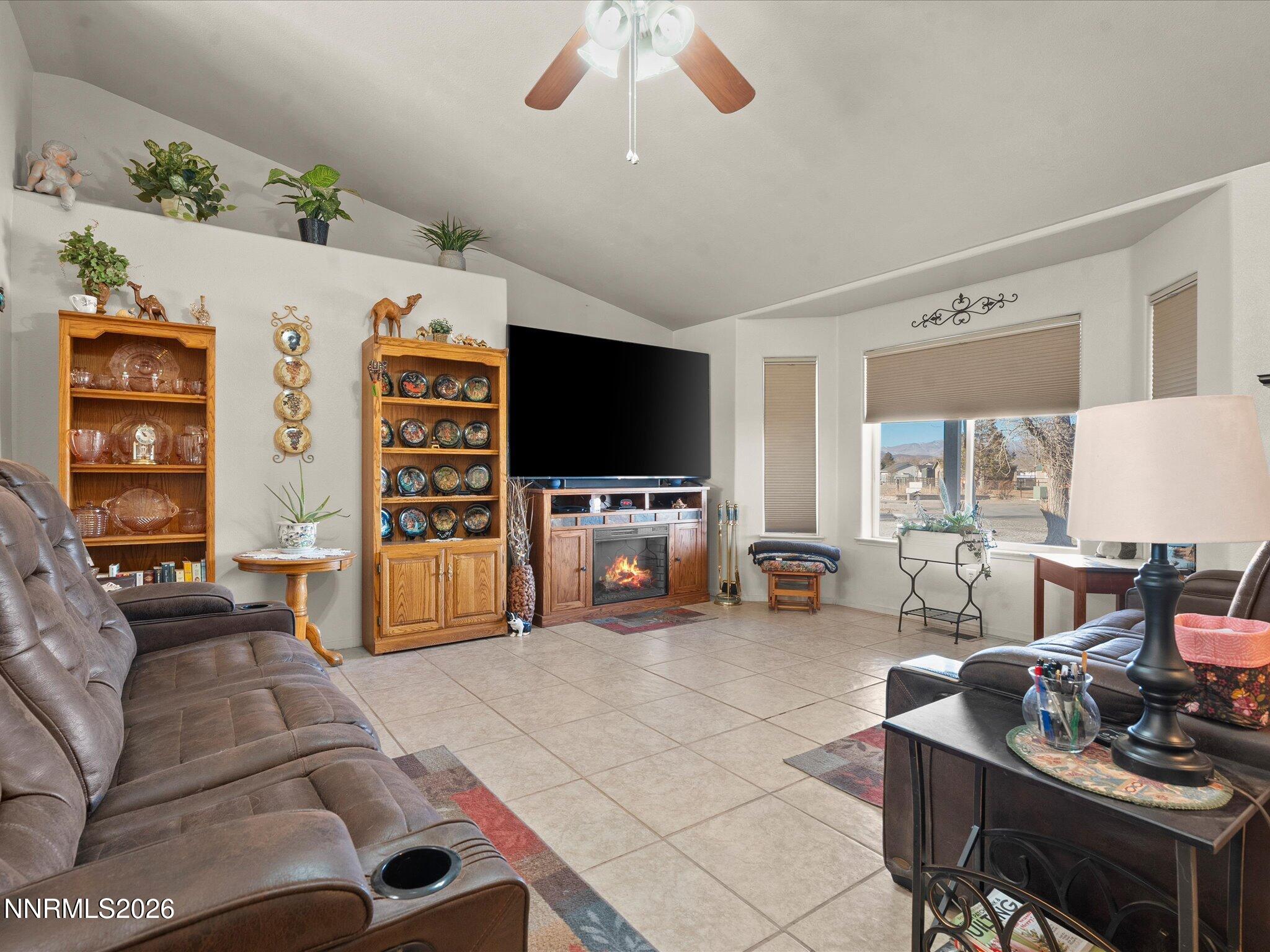 07-900 Madison Creek Dr-106