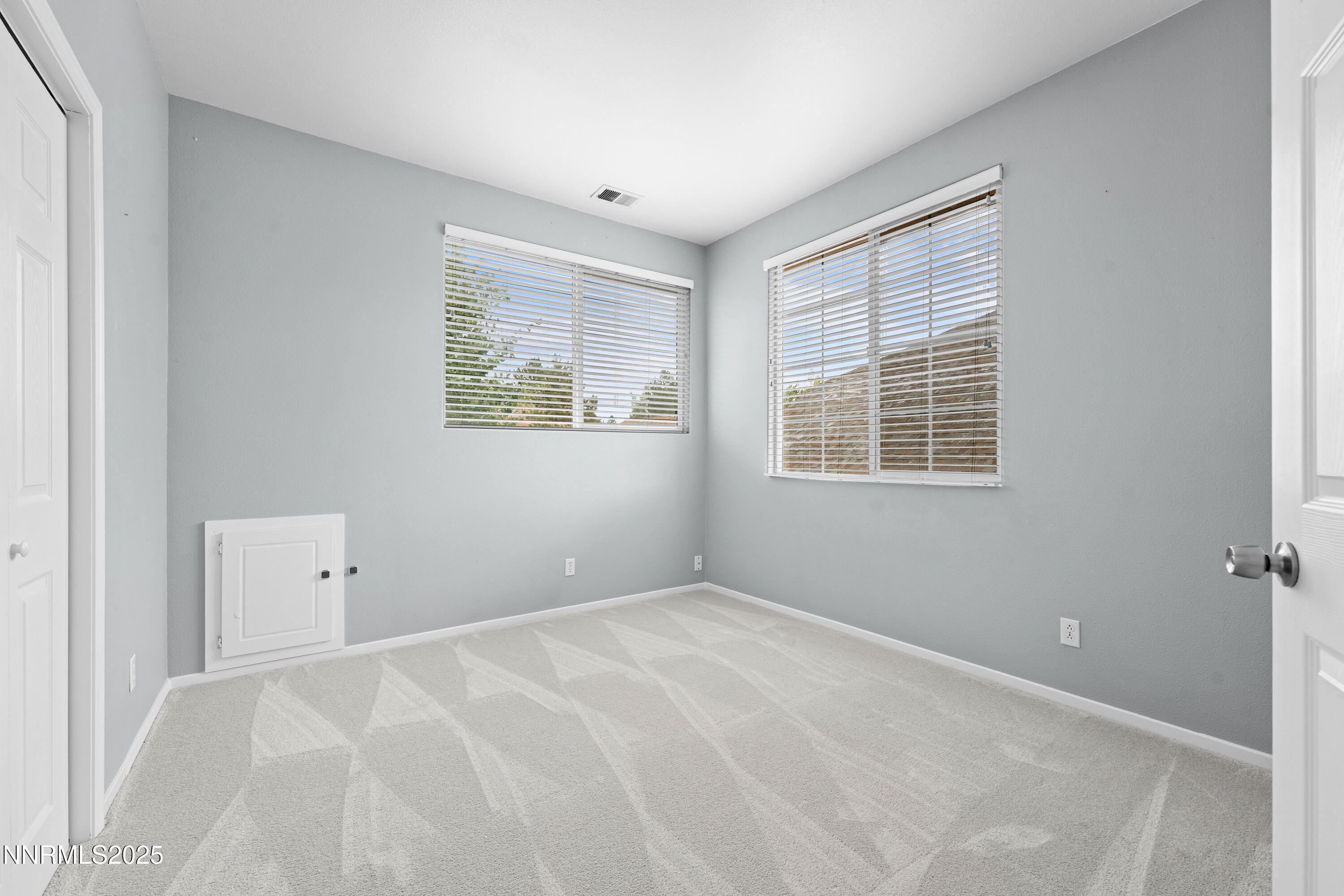 33-3518 Herons Circle Reno NV 89502 (34