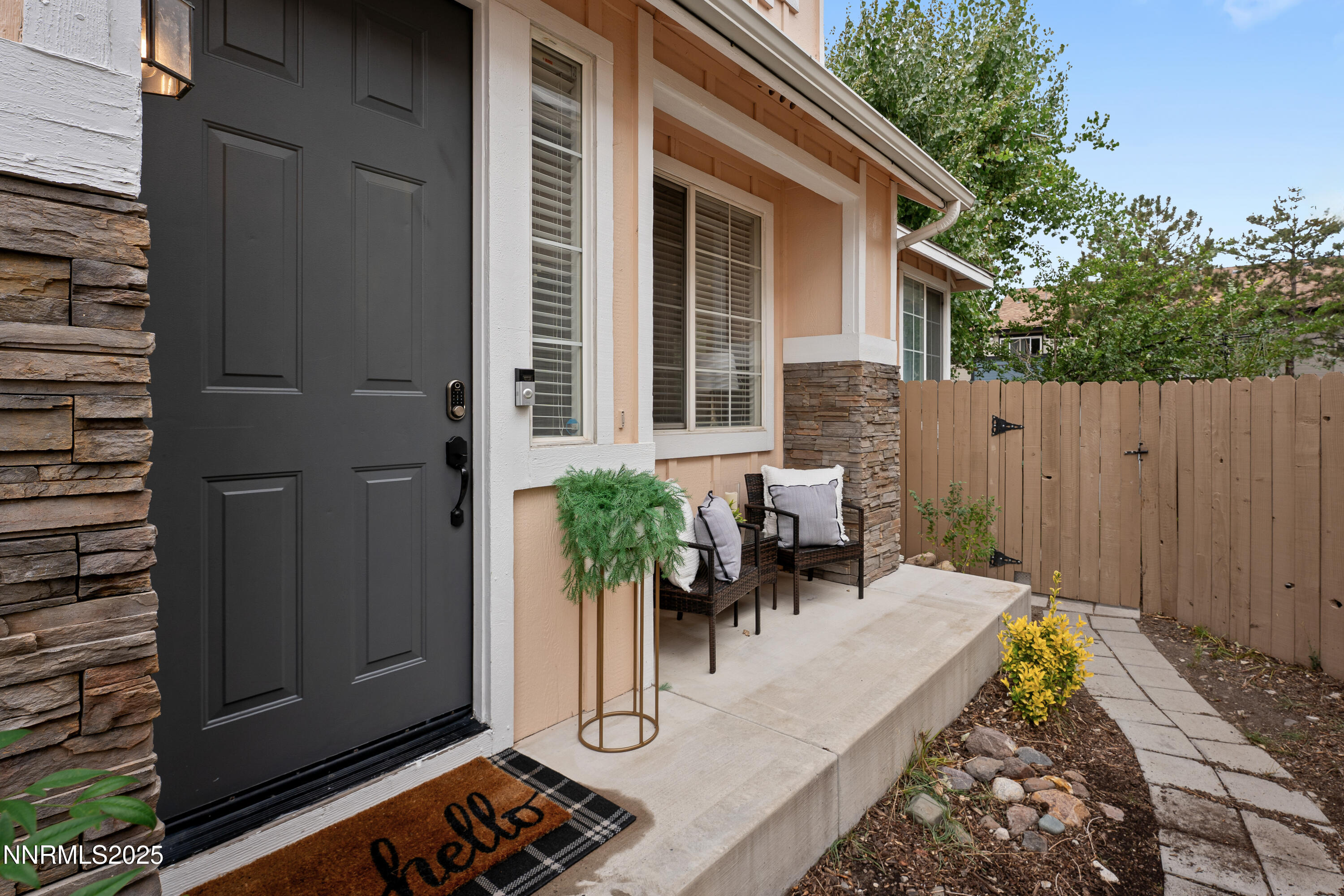 03-3518 Herons Circle Reno NV 89502 (4 o