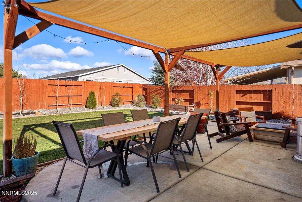 28-17675 Alexandria Court Reno NV 89508