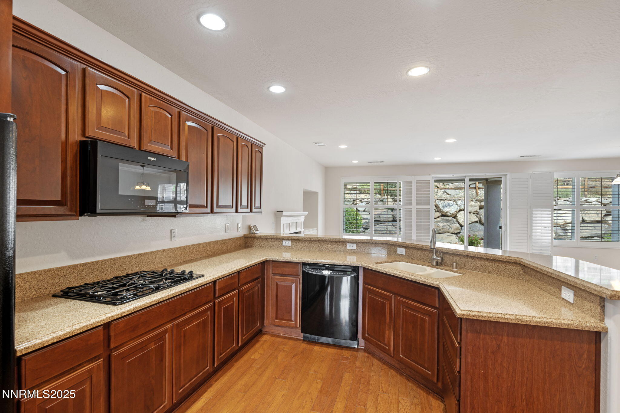 12-web-or-mls-DSC01297