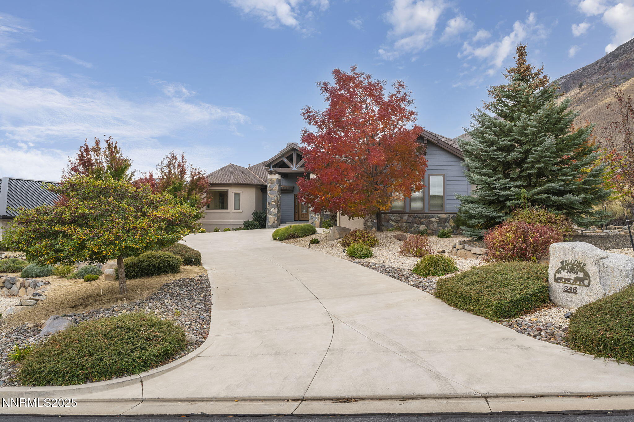 345 James Canyon Loop