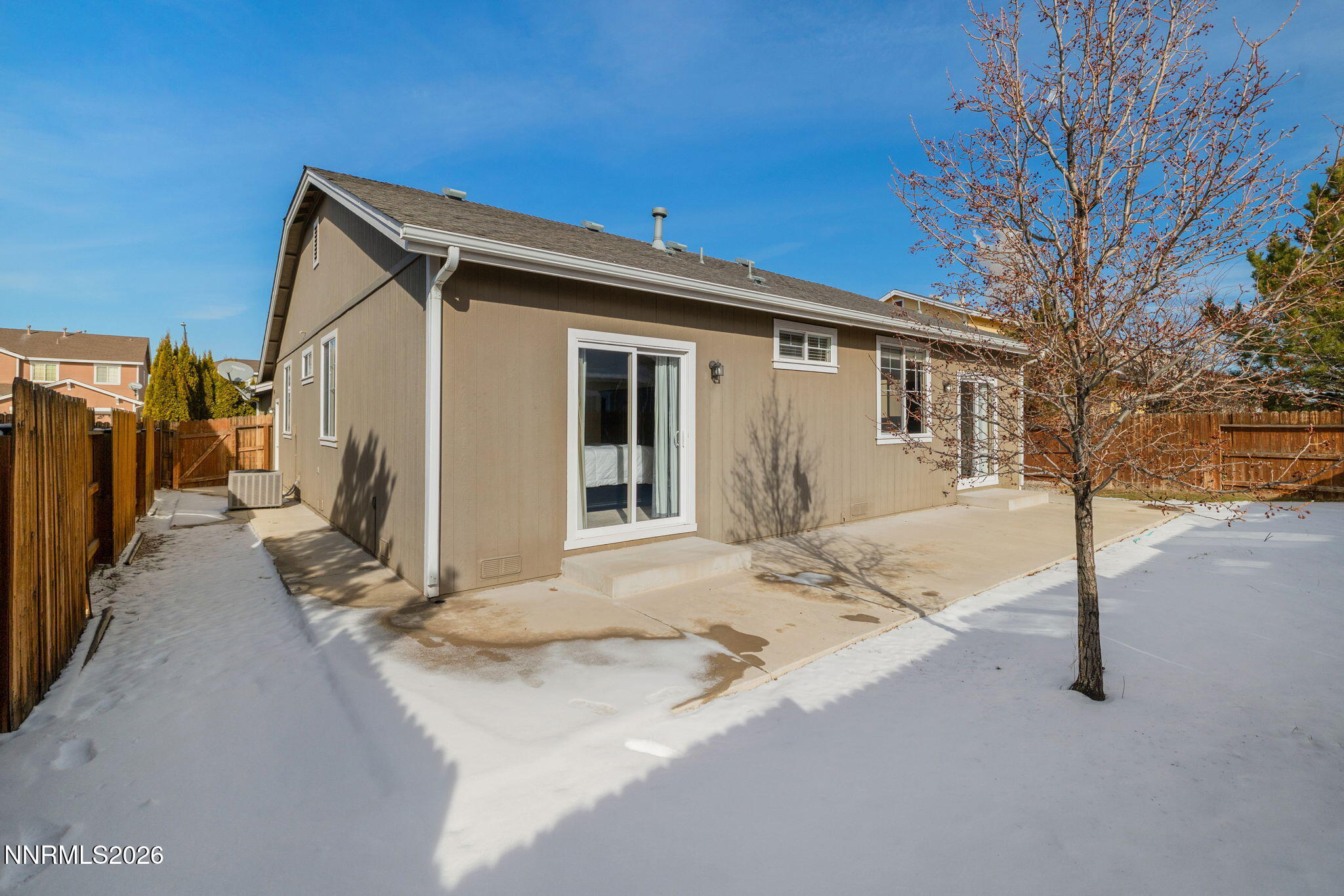 22-web-or-mls-8936 Finnsech Dr-23
