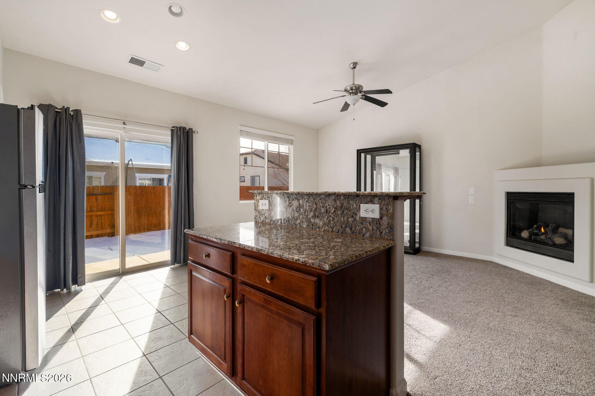 9-web-or-mls-8936 Finnsech Dr-10