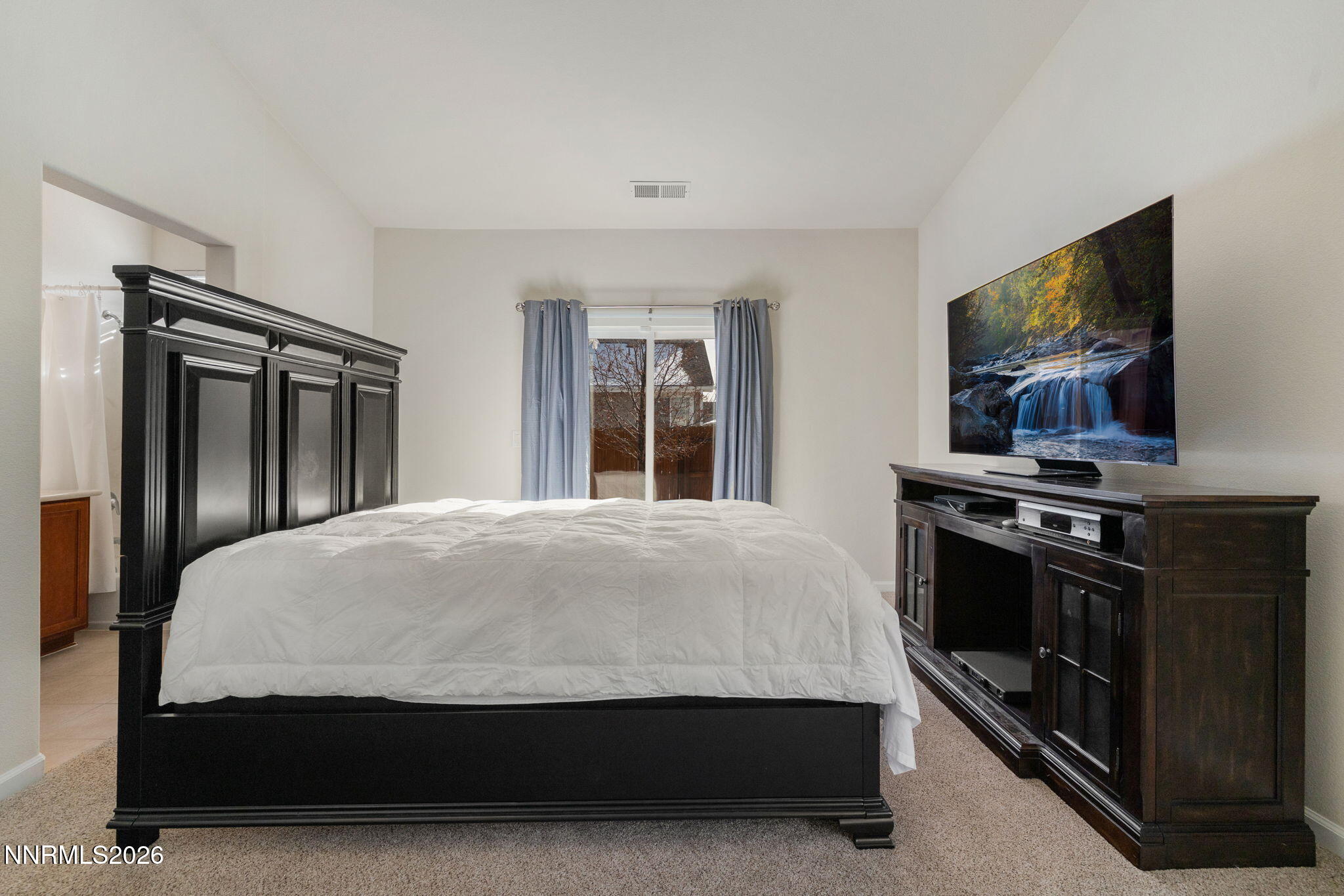 11-web-or-mls-8936 Finnsech Dr-12