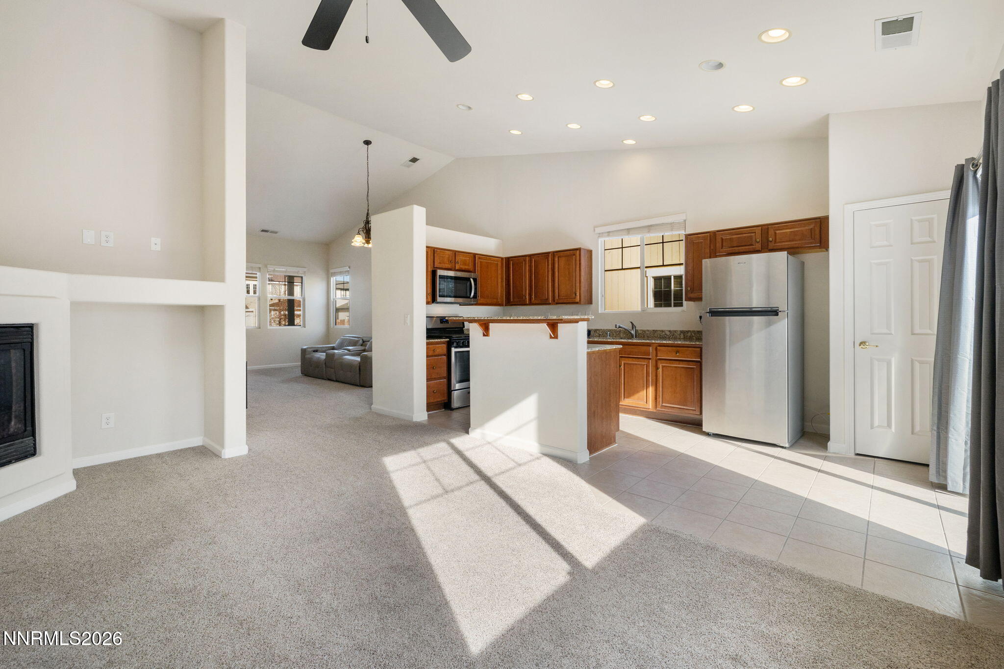 6-web-or-mls-8936 Finnsech Dr-7