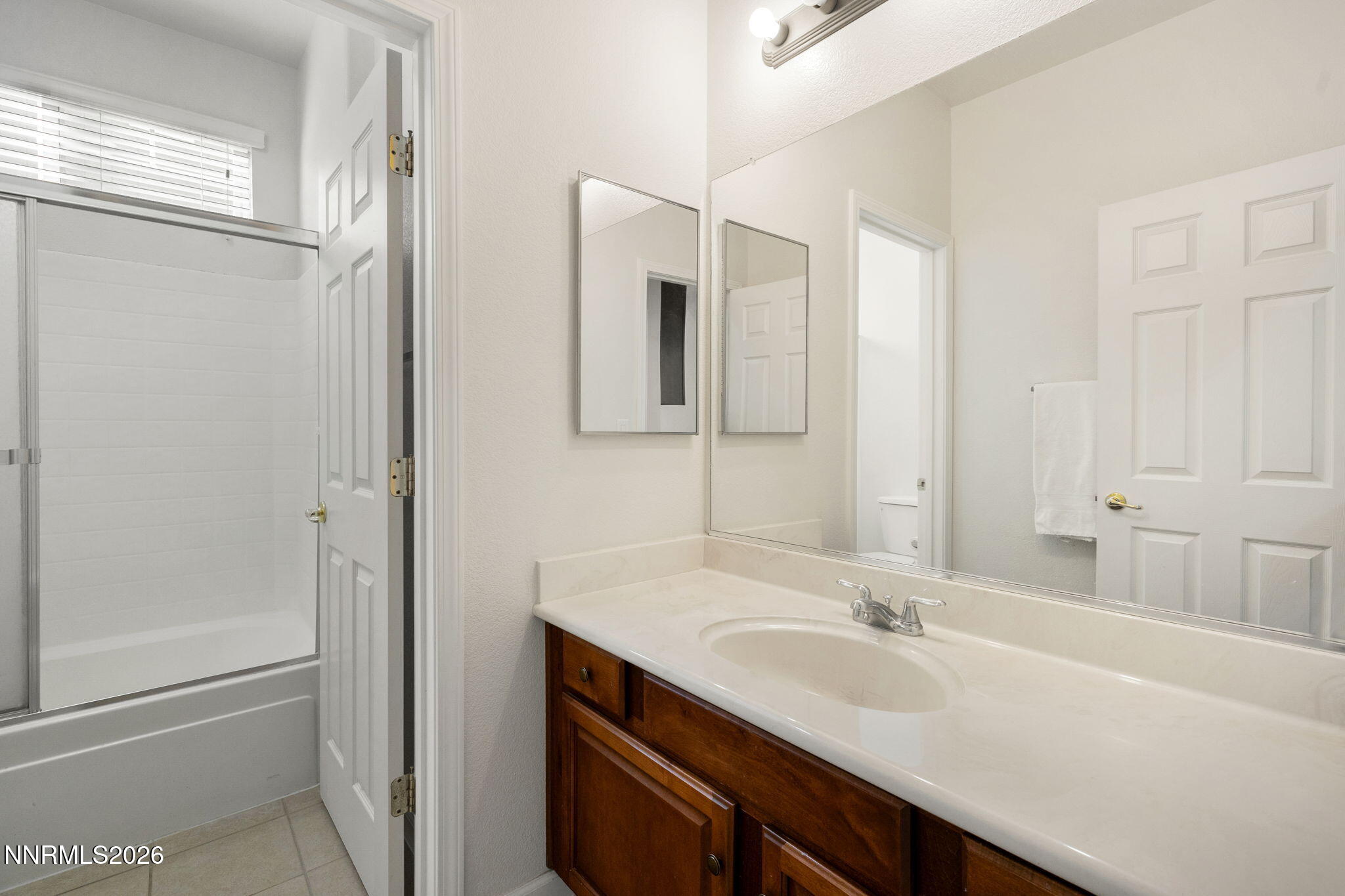 16-web-or-mls-8936 Finnsech Dr-17