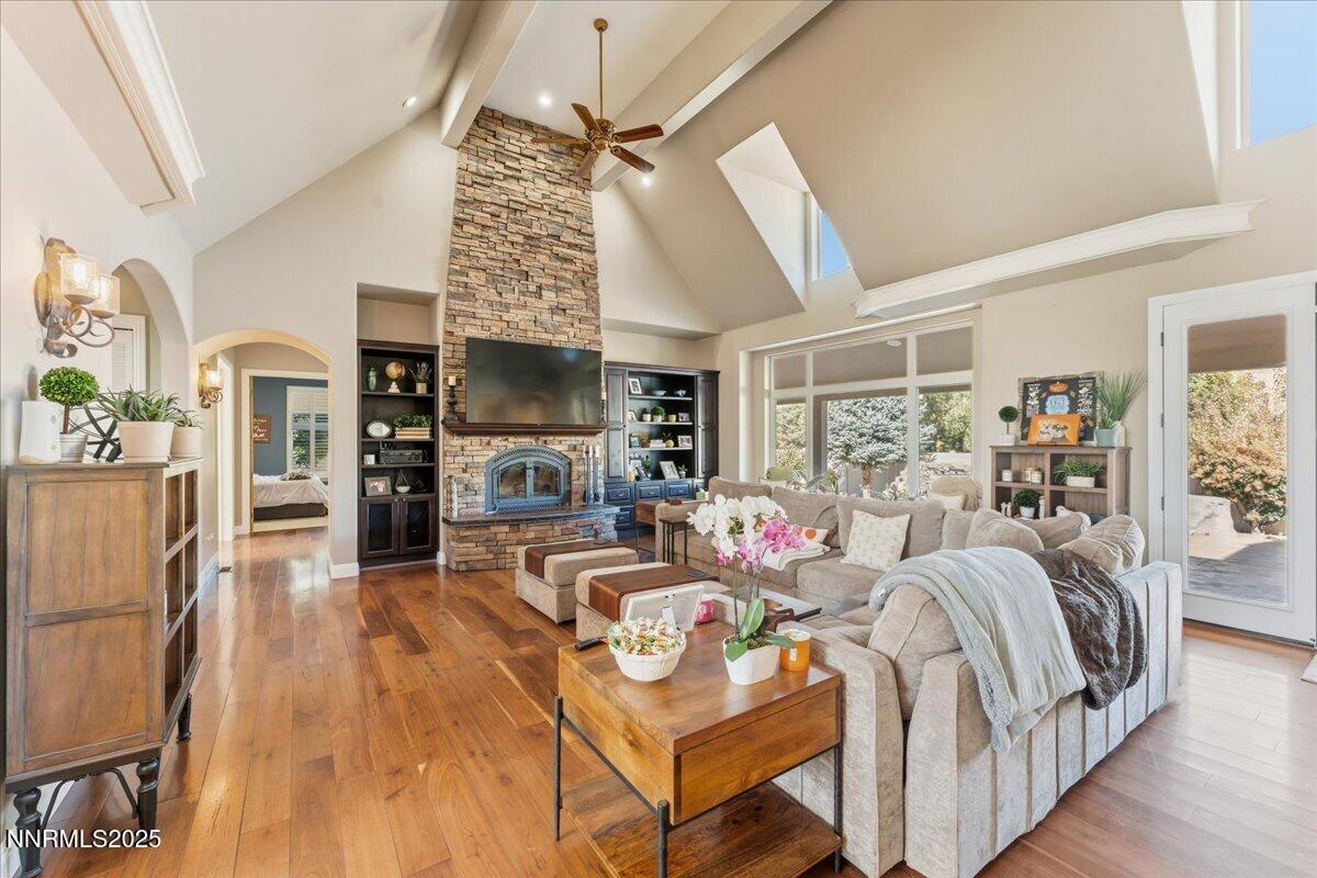 300 Old Washoe Circle