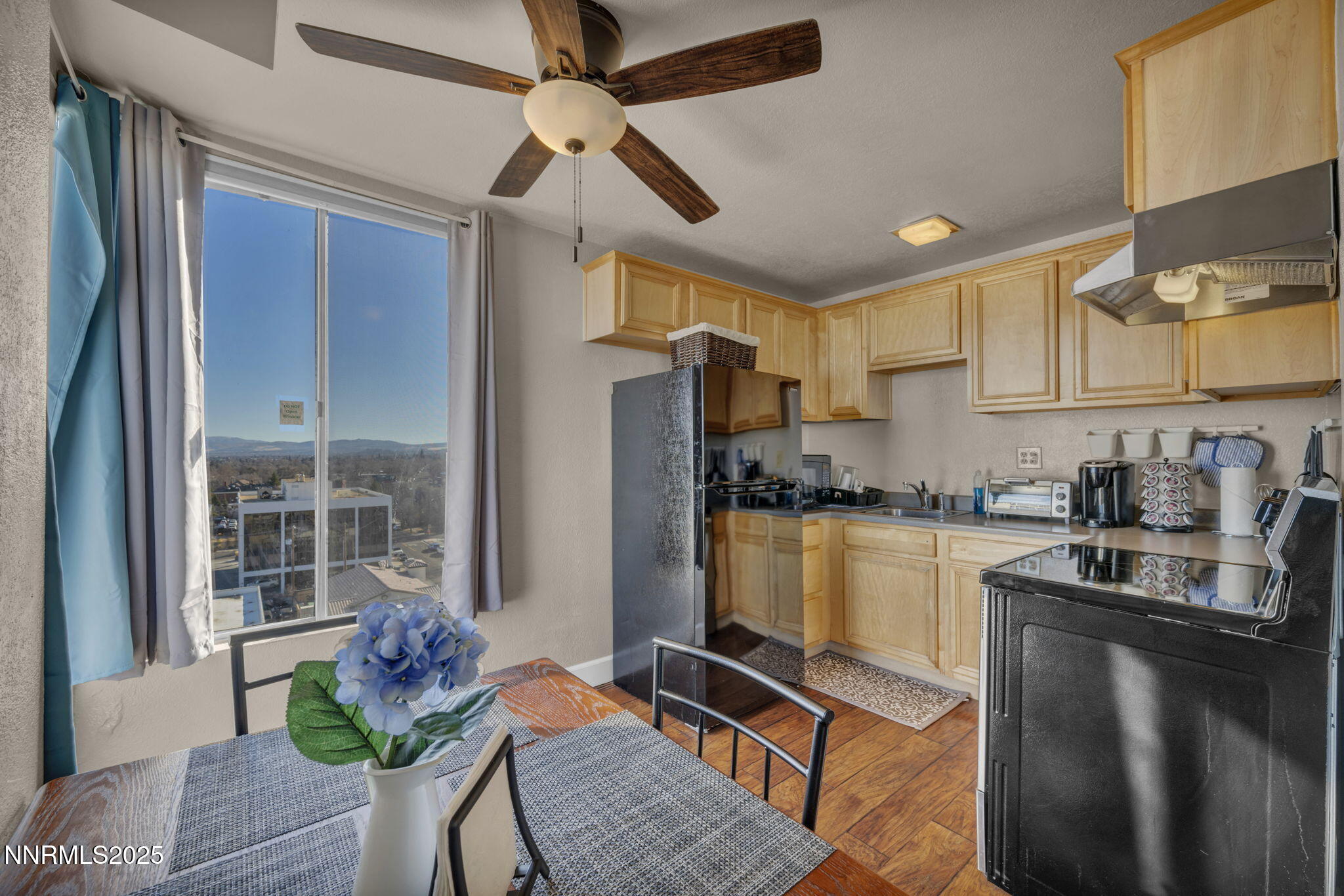 26-web-or-mls-280-island-ave-1406