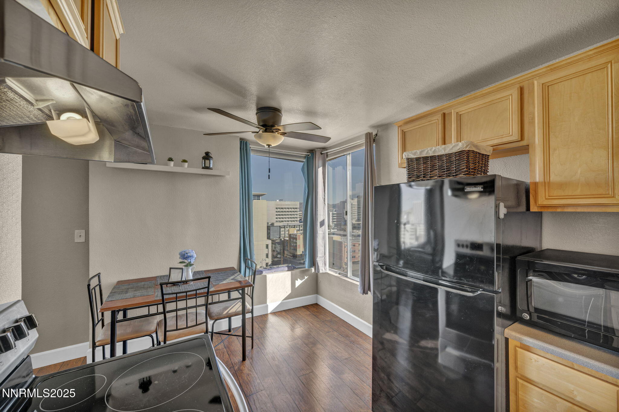 29-web-or-mls-280-island-ave-1406